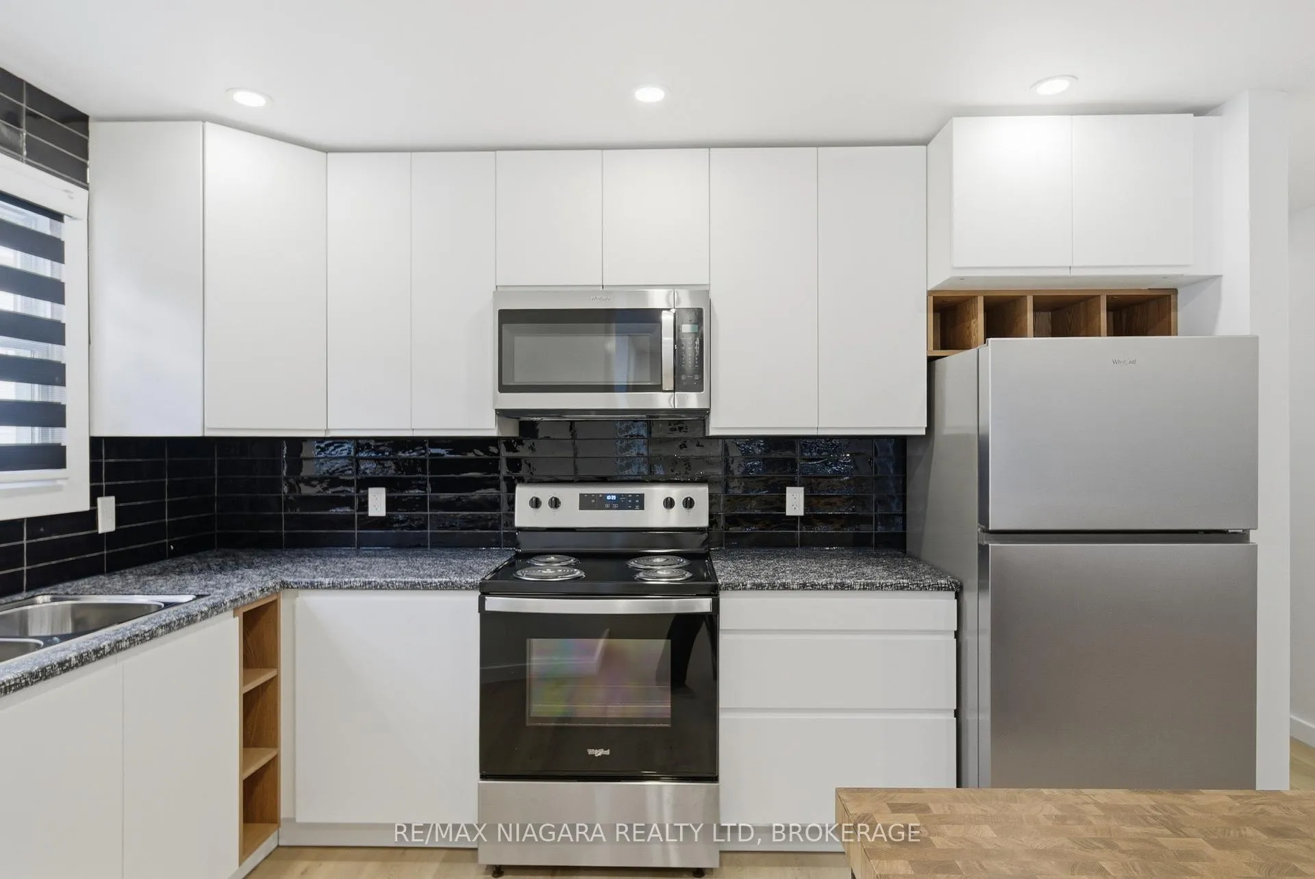 Photo 11 of Unit MAIN UNIT 1, 1361 Station Street, Pelham, Fonthill — HOMEH