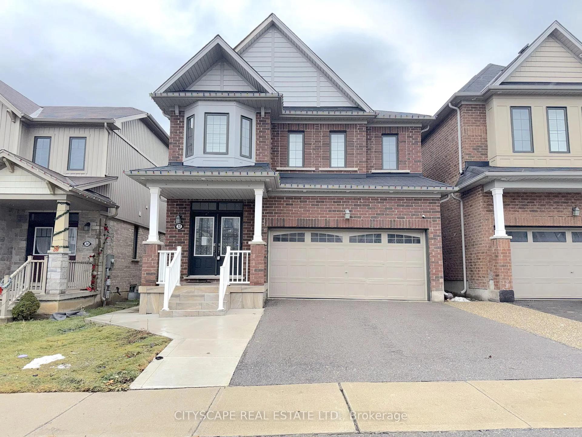 Photo 1 of 32 Mull Avenue, Haldimand — HOMEH