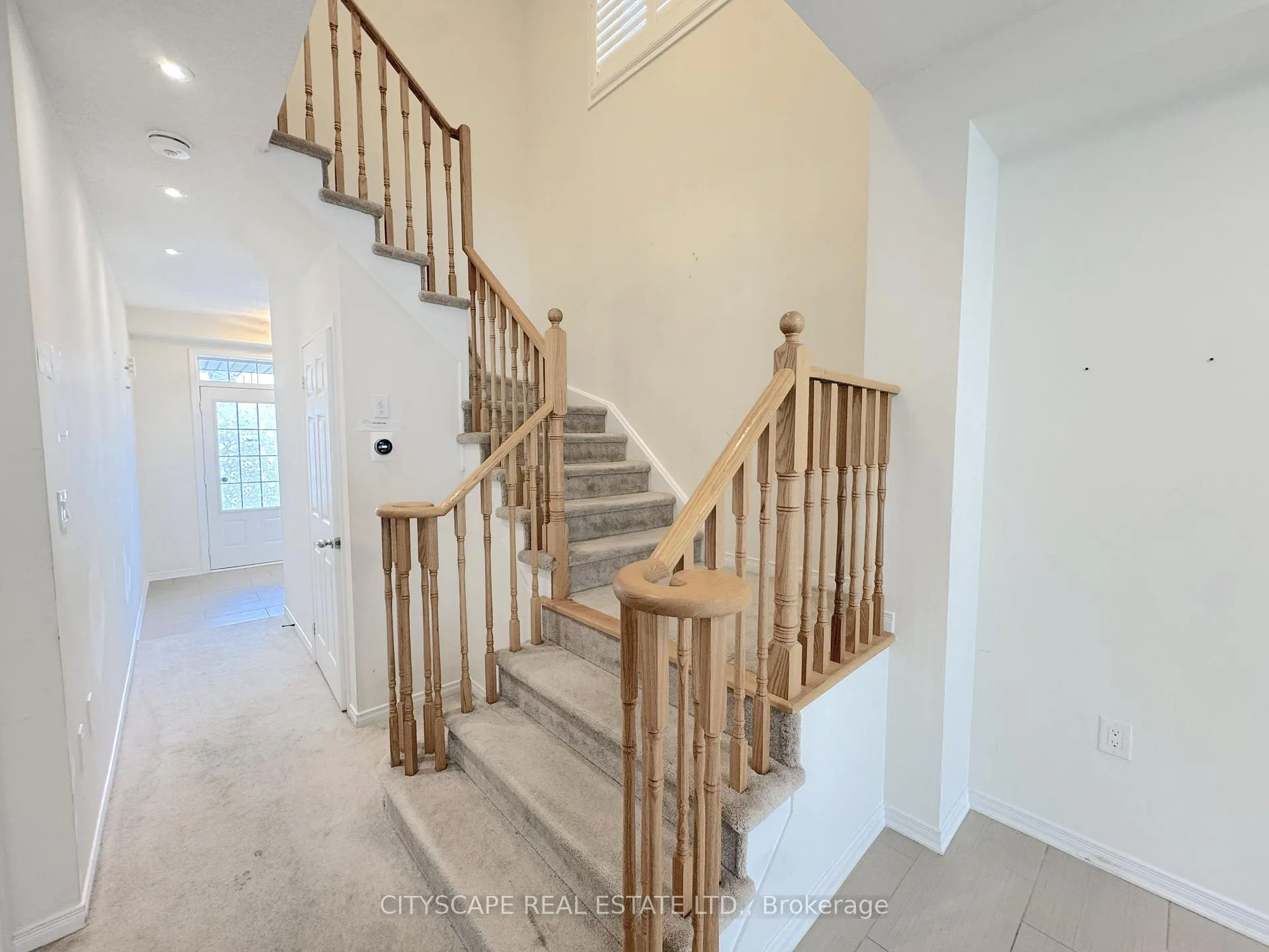 Photo 14 of 32 Mull Avenue, Haldimand — HOMEH