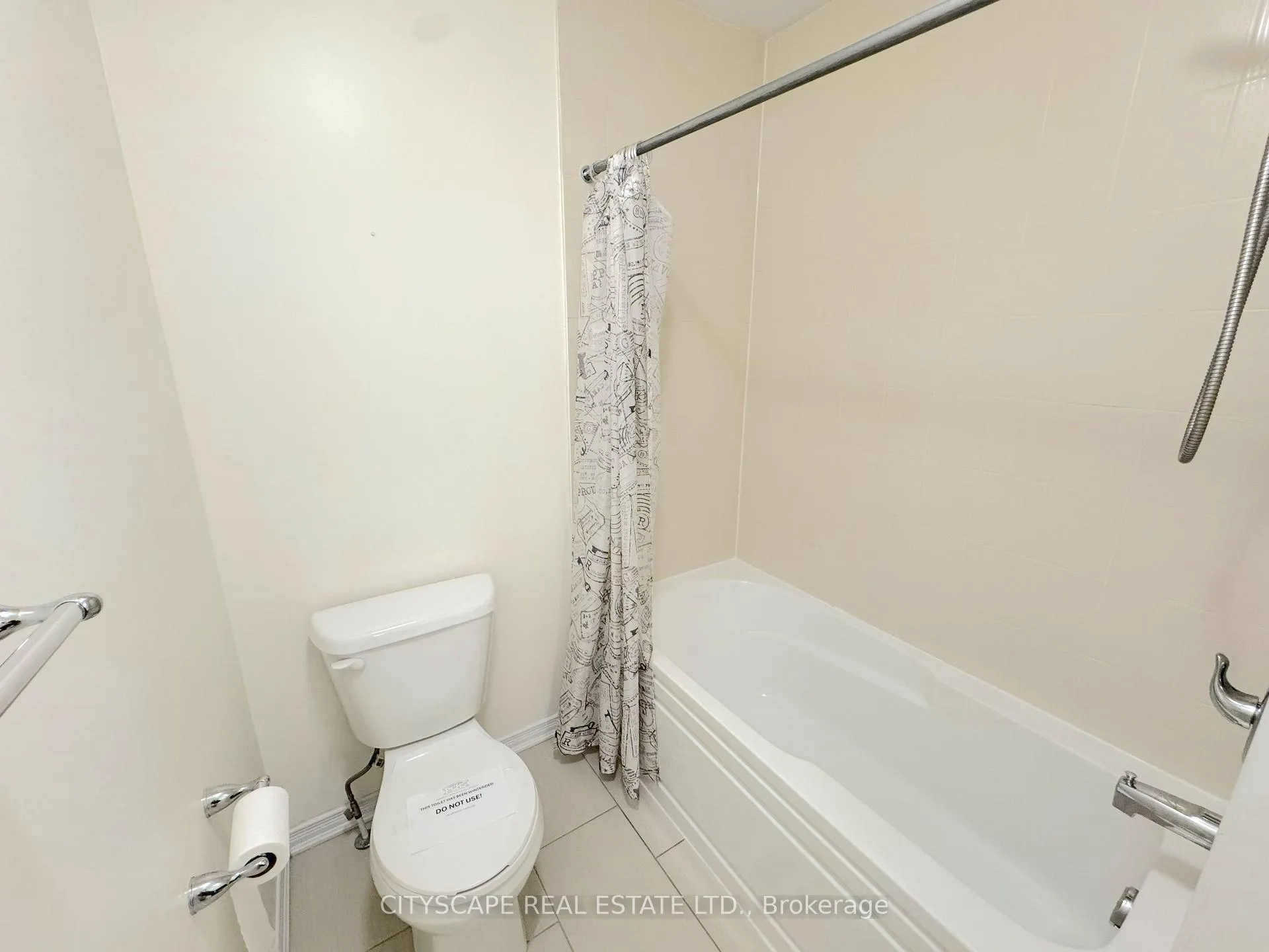 Photo 22 of 32 Mull Avenue, Haldimand — HOMEH