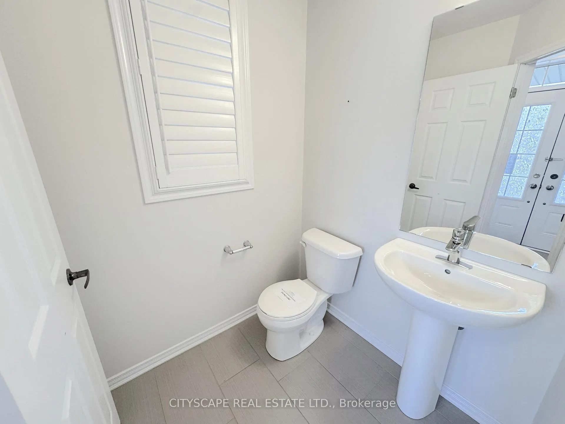 Photo 30 of 32 Mull Avenue, Haldimand — HOMEH