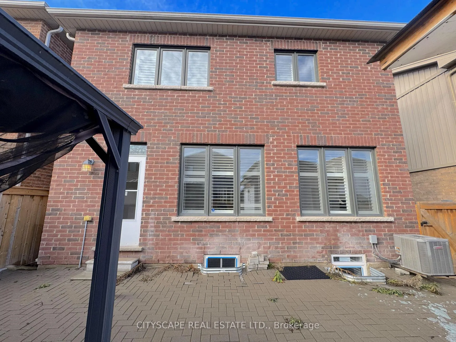 Photo 46 of 32 Mull Avenue, Haldimand — HOMEH