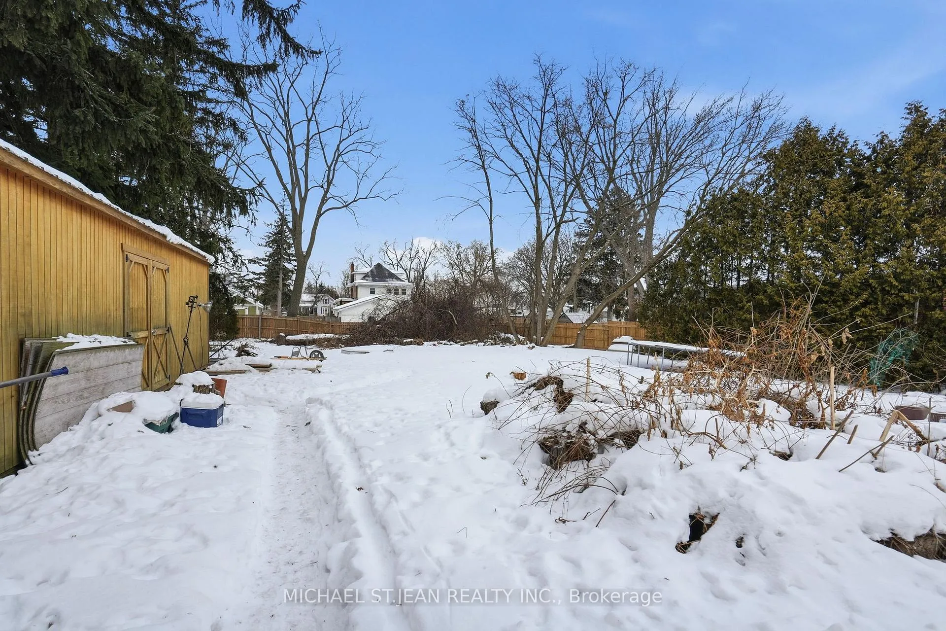 Photo 5 of 51 Mountain Avenue N, Hamilton, Stoney Creek — HOMEH