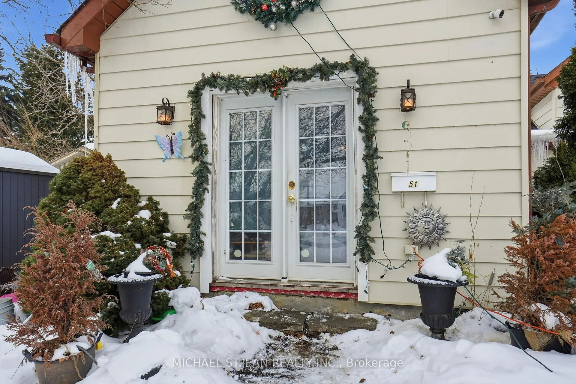 Photo 8 of 51 Mountain Avenue N, Hamilton, Stoney Creek — HOMEH
