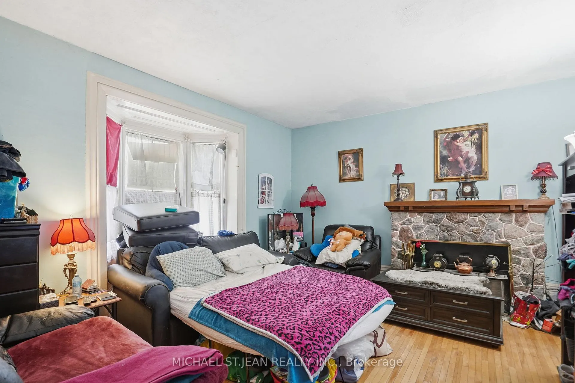 Photo 11 of 51 Mountain Avenue N, Hamilton, Stoney Creek — HOMEH