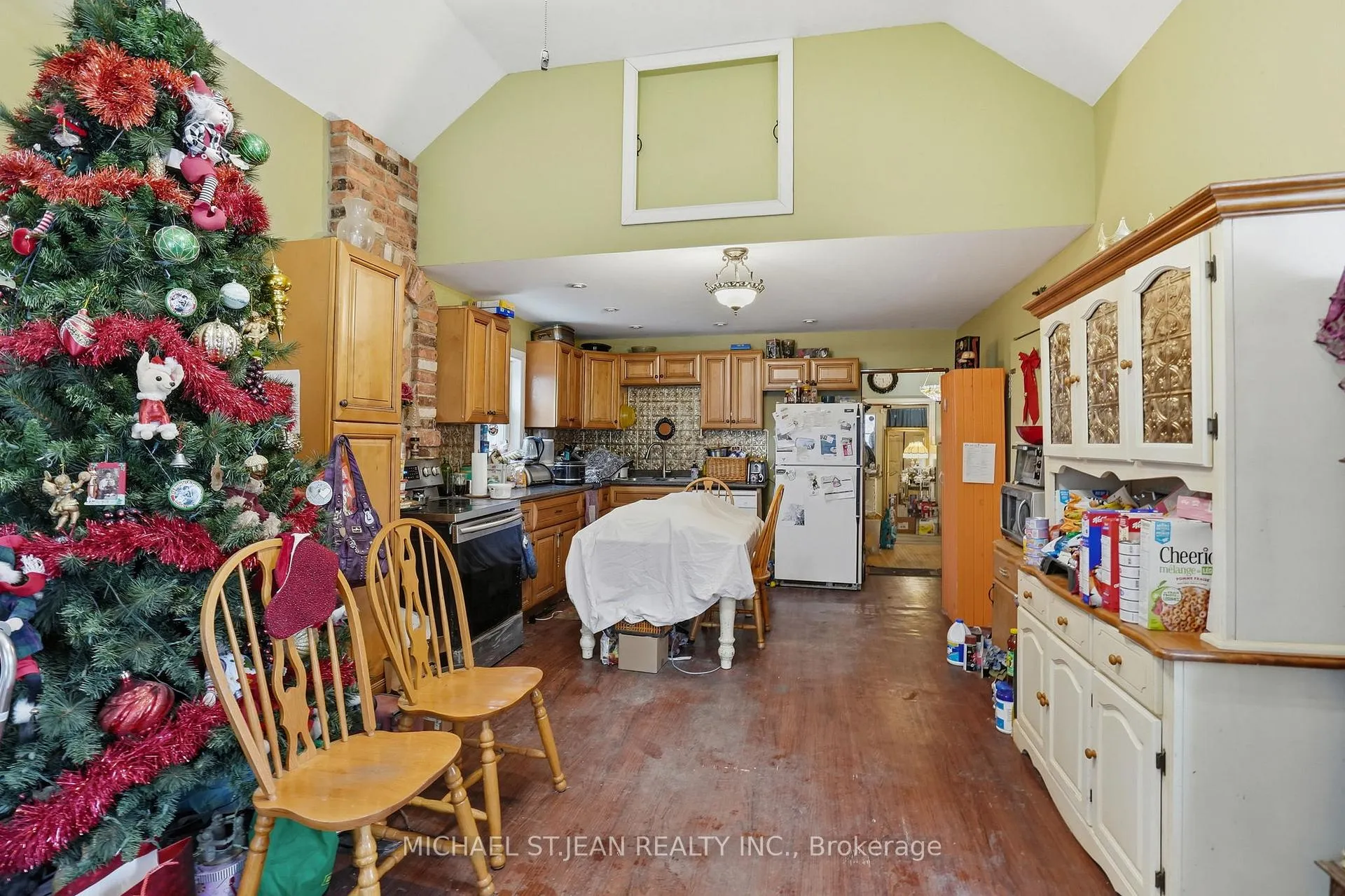 Photo 14 of 51 Mountain Avenue N, Hamilton, Stoney Creek — HOMEH