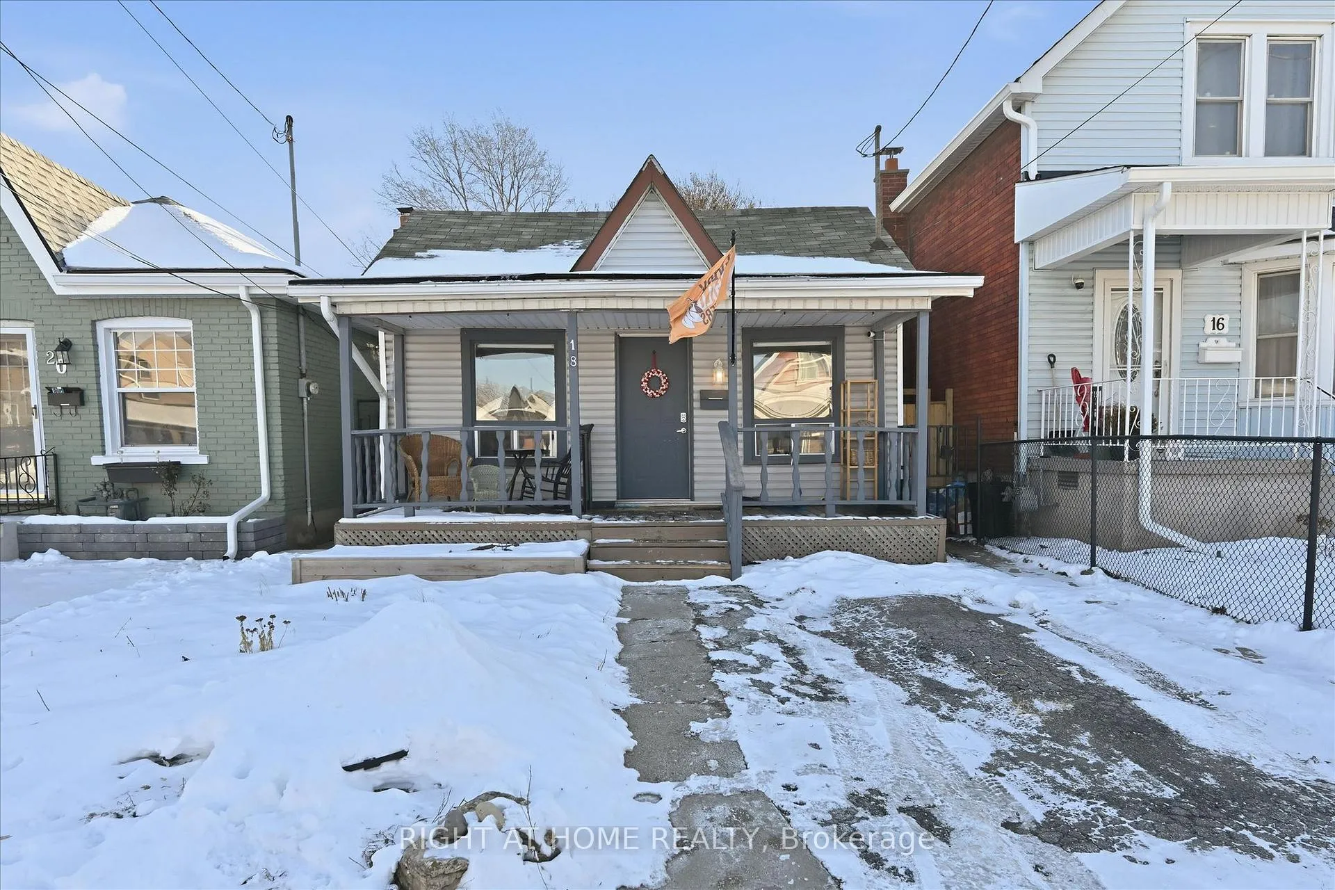 Photo 2 of 18 Fraser Avenue, Hamilton, Crown Point — HOMEH