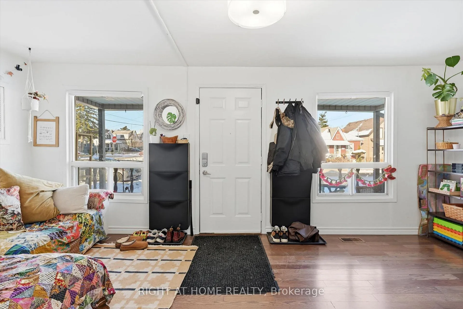 Photo 6 of 18 Fraser Avenue, Hamilton, Crown Point — HOMEH