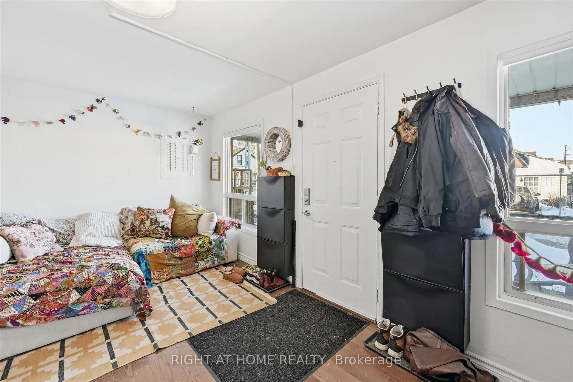 Photo 7 of 18 Fraser Avenue, Hamilton, Crown Point — HOMEH