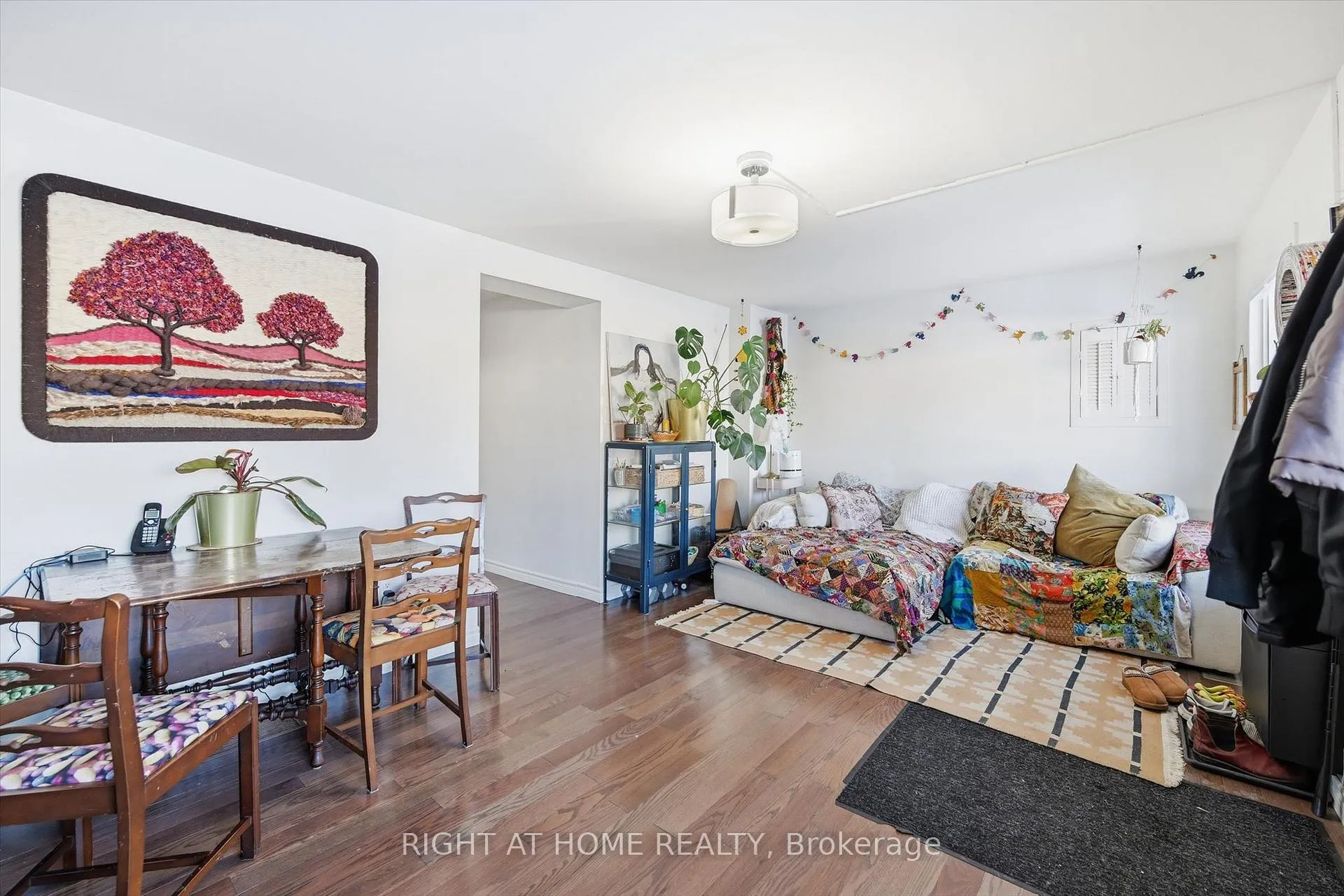 Photo 8 of 18 Fraser Avenue, Hamilton, Crown Point — HOMEH