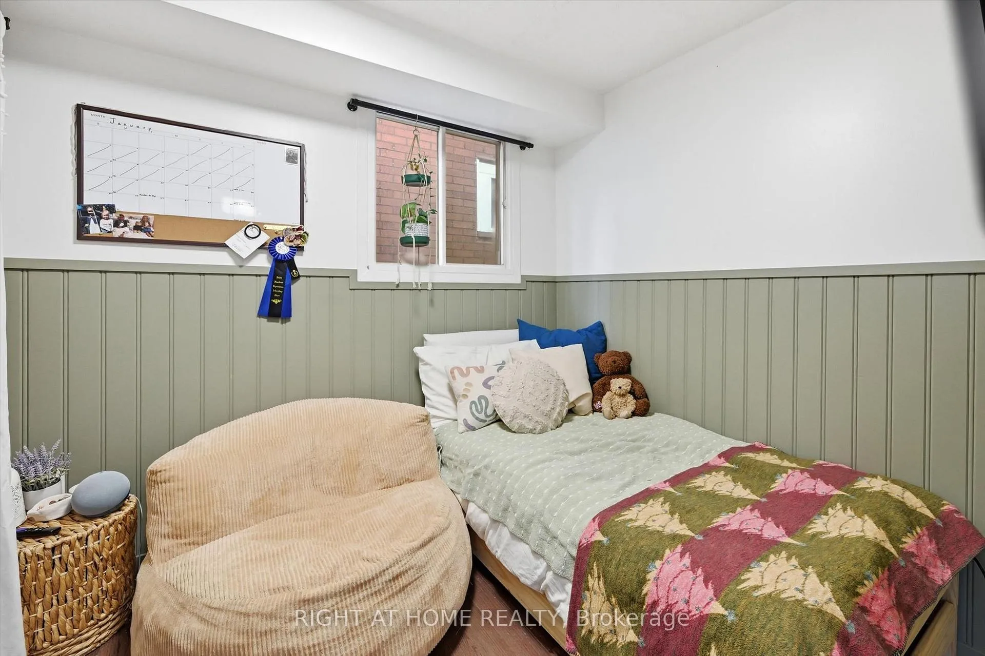 Photo 18 of 18 Fraser Avenue, Hamilton, Crown Point — HOMEH