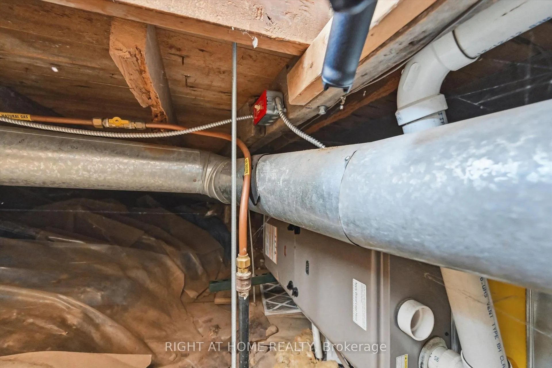 Photo 27 of 18 Fraser Avenue, Hamilton, Crown Point — HOMEH