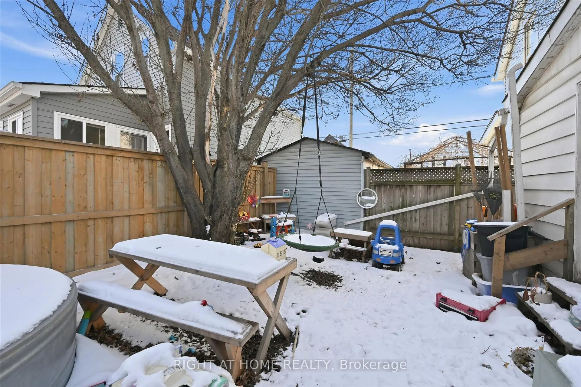 Photo 29 of 18 Fraser Avenue, Hamilton, Crown Point — HOMEH
