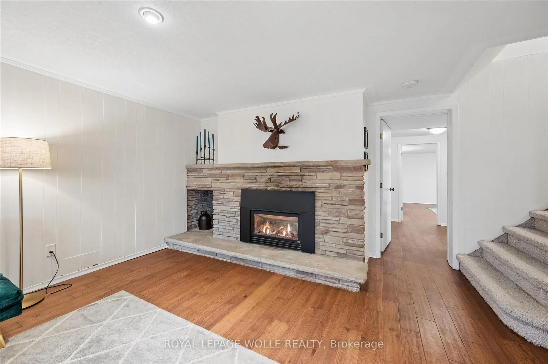 Photo 9 of 144 Ripplewood Crescent, Kitchener — HOMEH