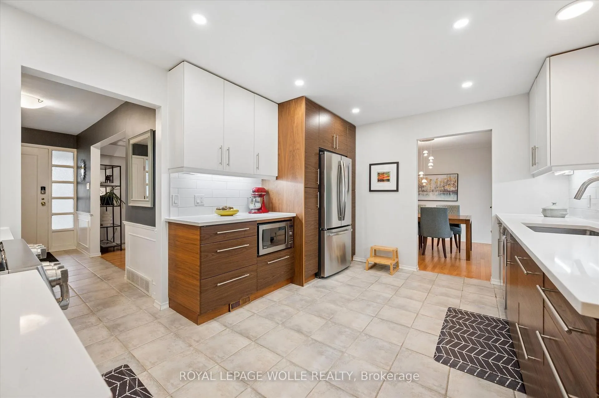 Photo 23 of 144 Ripplewood Crescent, Kitchener — HOMEH