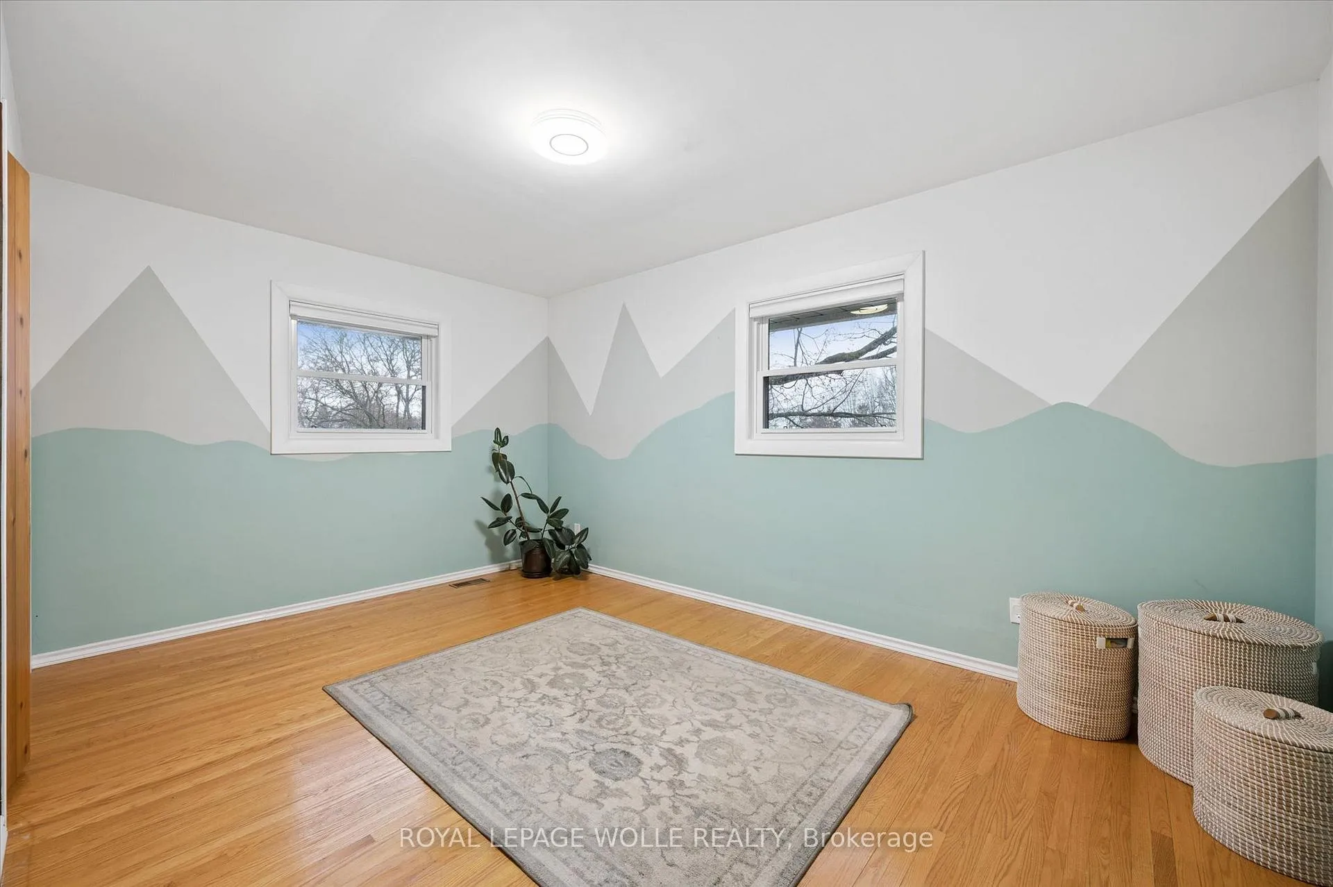 Photo 27 of 144 Ripplewood Crescent, Kitchener — HOMEH