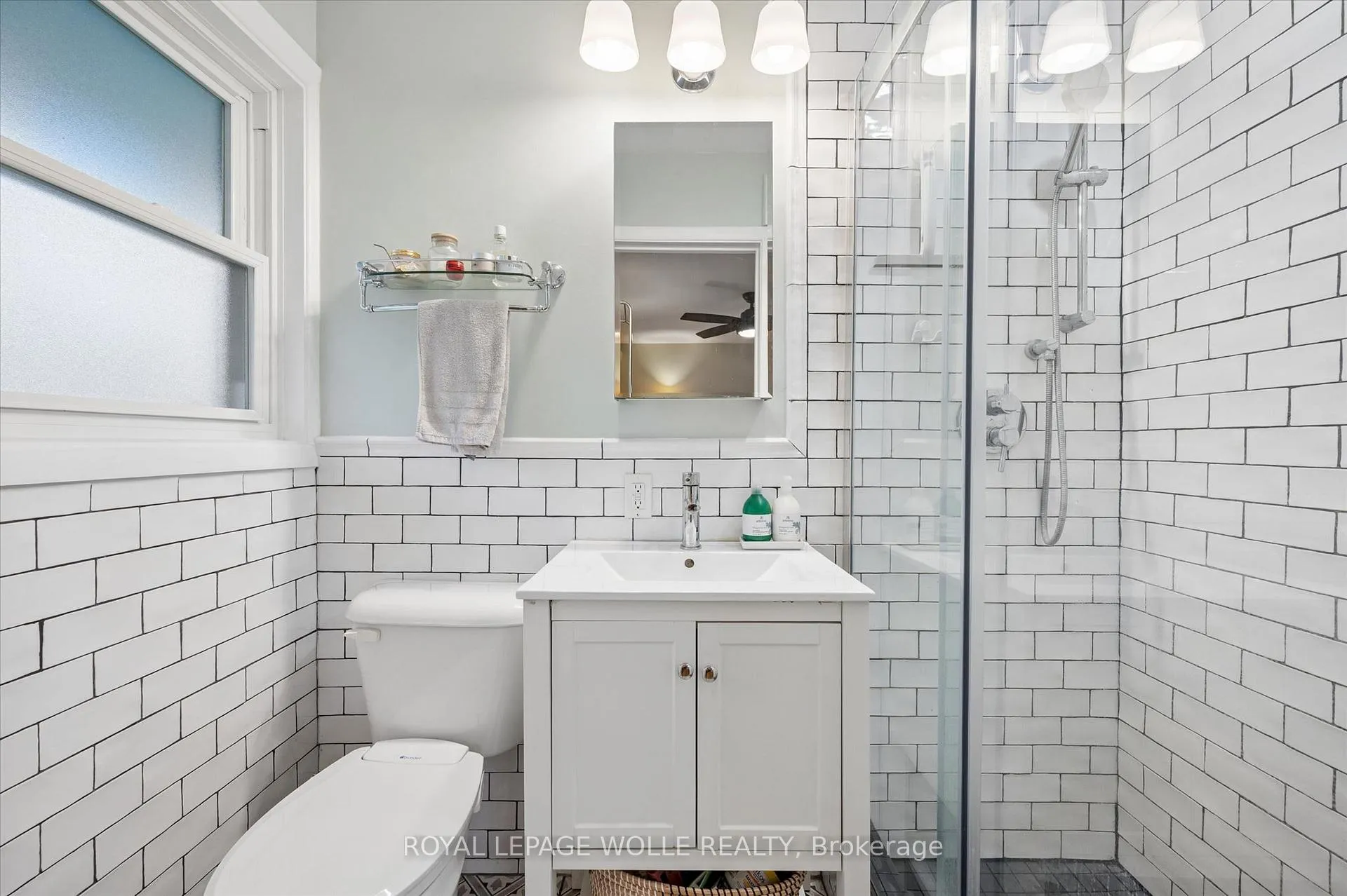 Photo 35 of 144 Ripplewood Crescent, Kitchener — HOMEH
