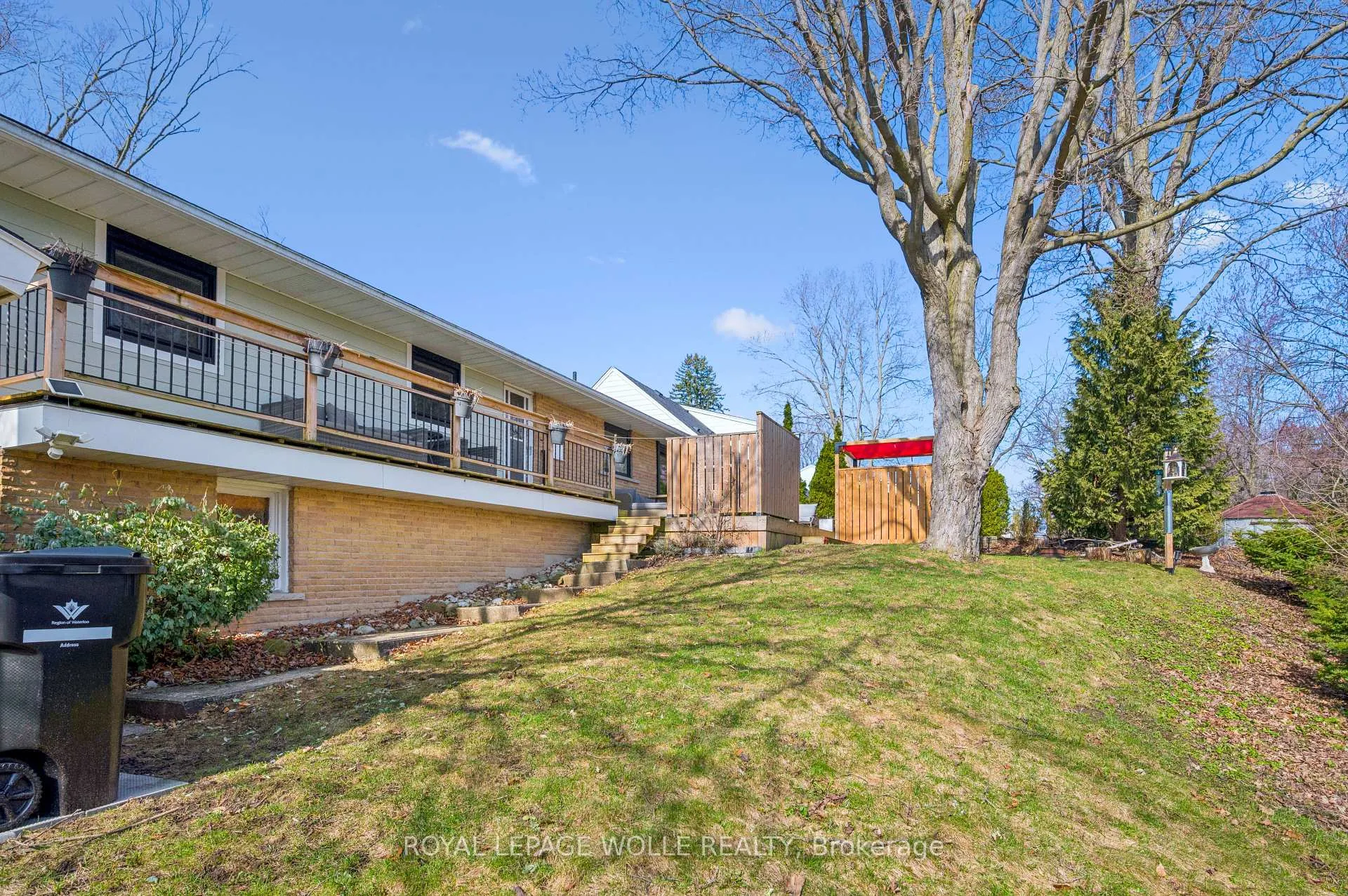 Photo 37 of 144 Ripplewood Crescent, Kitchener — HOMEH
