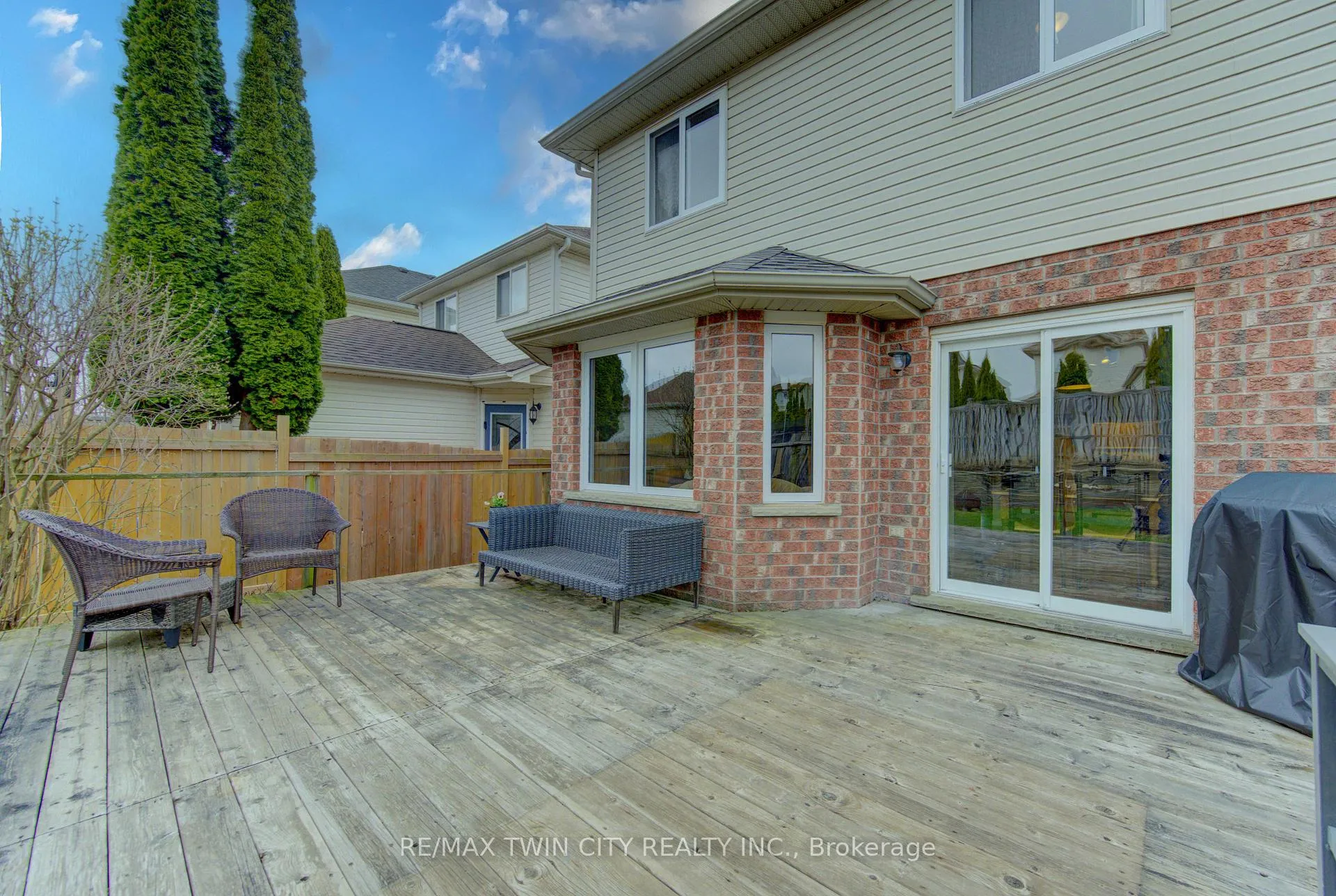 Photo 28 of 161 Windflower Drive S, Kitchener — HOMEH