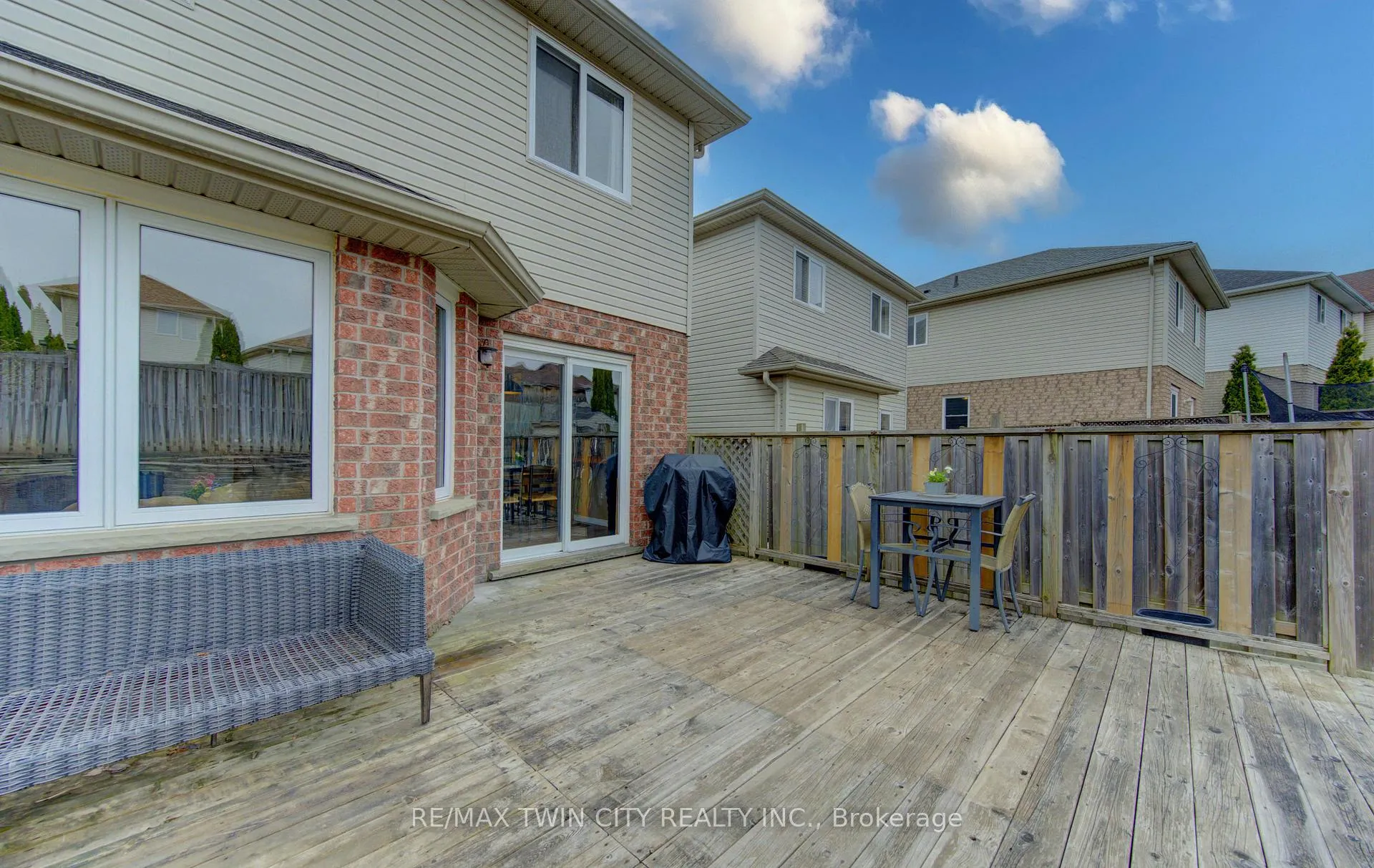 Photo 29 of 161 Windflower Drive S, Kitchener — HOMEH