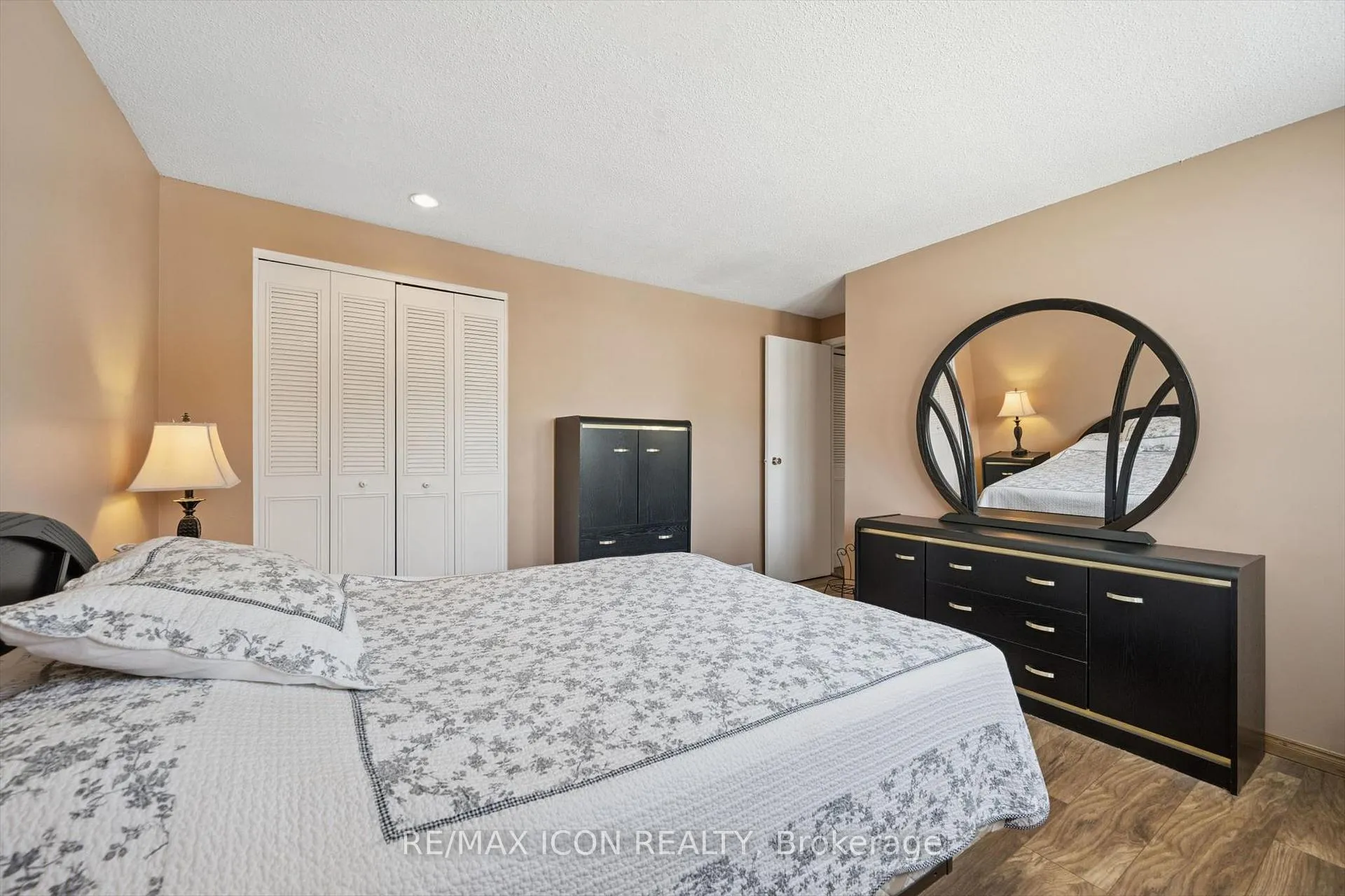 Photo 14 of 128 Westheights Drive, Kitchener — HOMEH