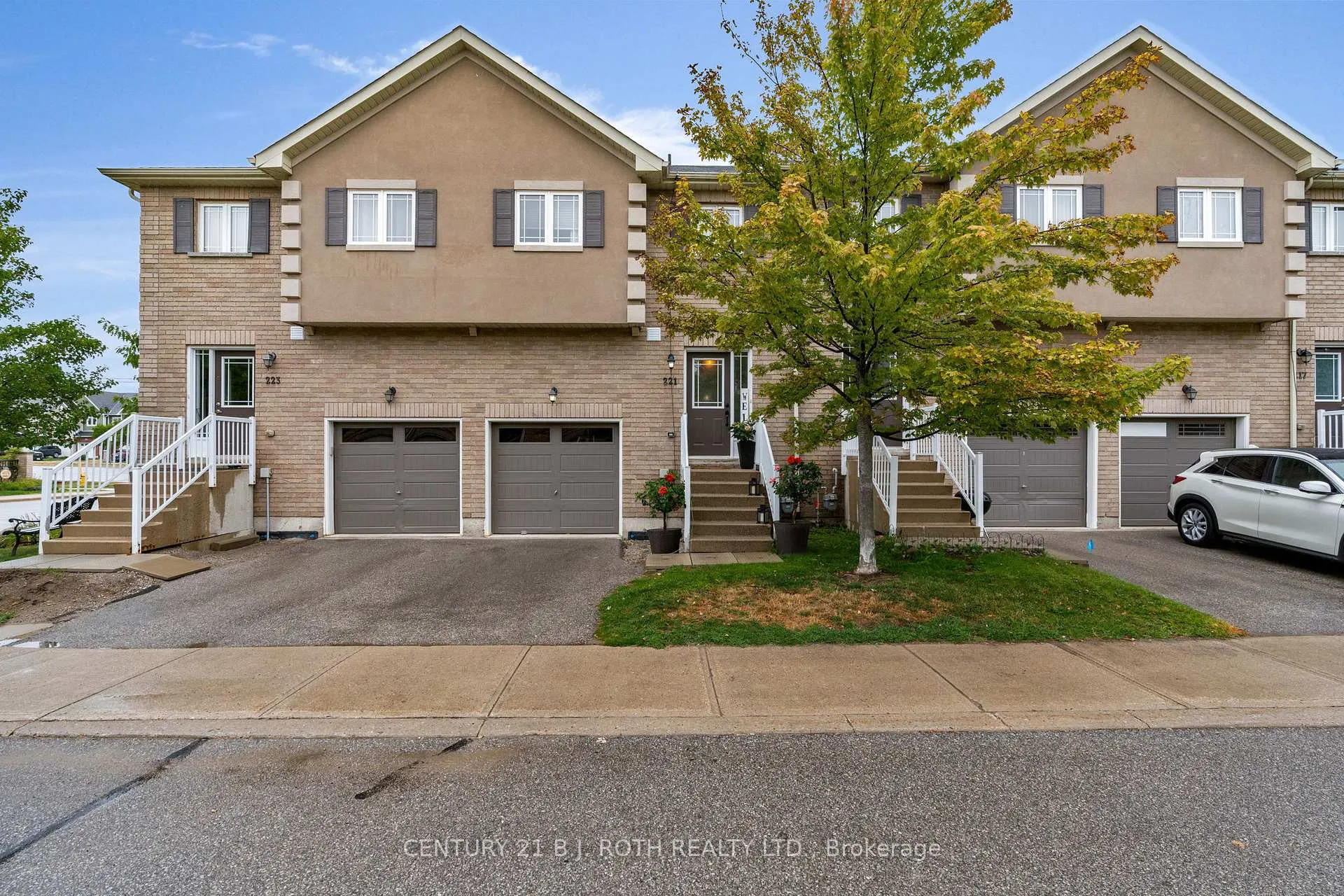 Photo of 221 Harvie Road