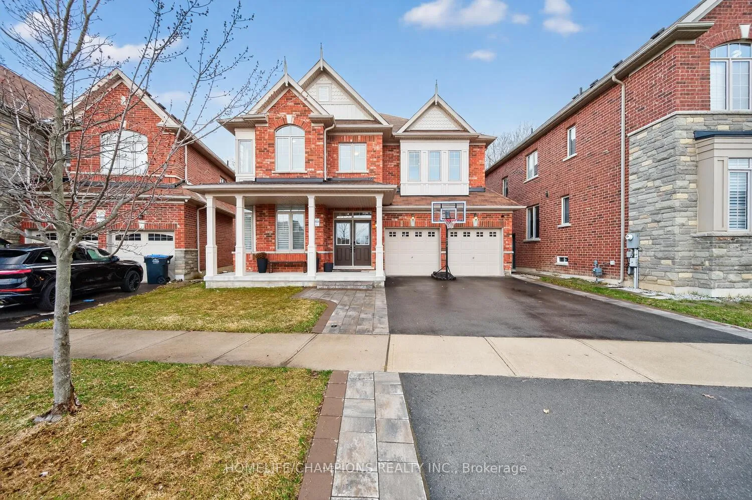 Photo 2 of 36 Truro Circle, Brampton, Northwest Brampton — HOMEH