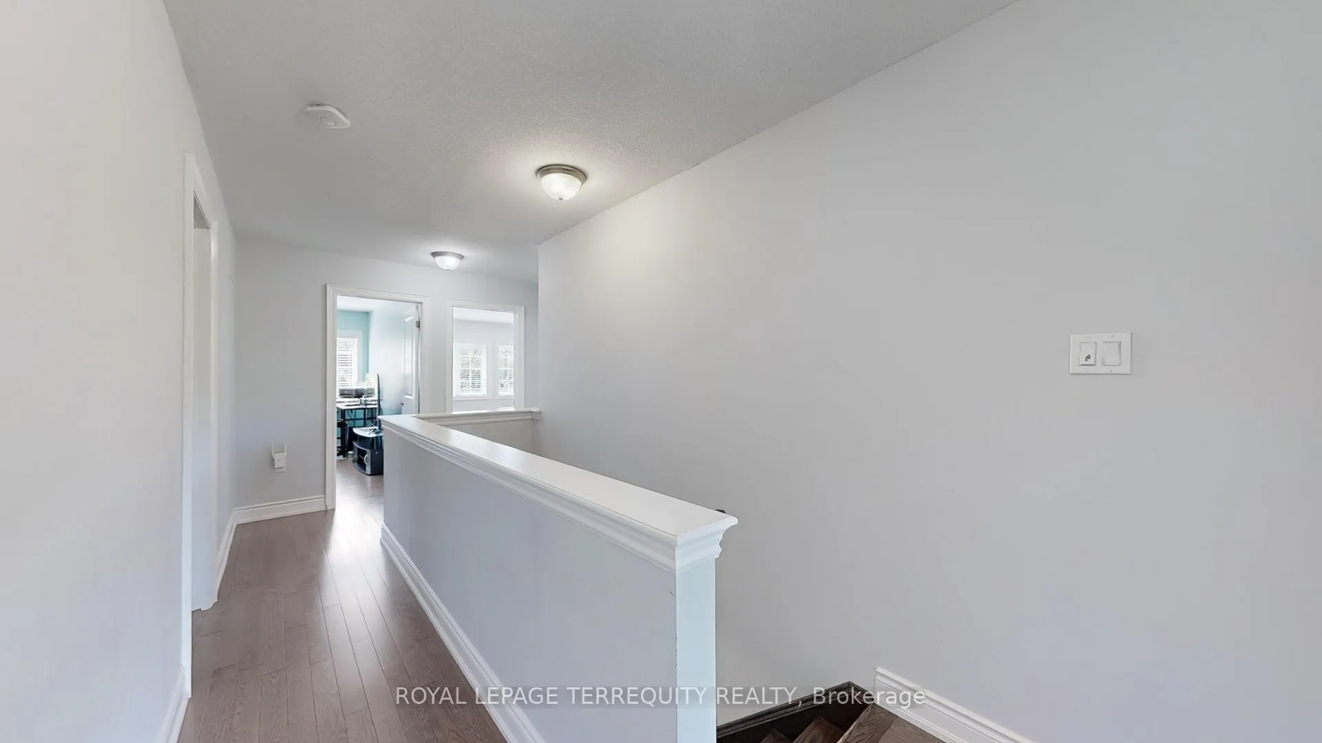 Photo 26 of 28 Richmond Park Drive, Georgina, Keswick North — HOMEH
