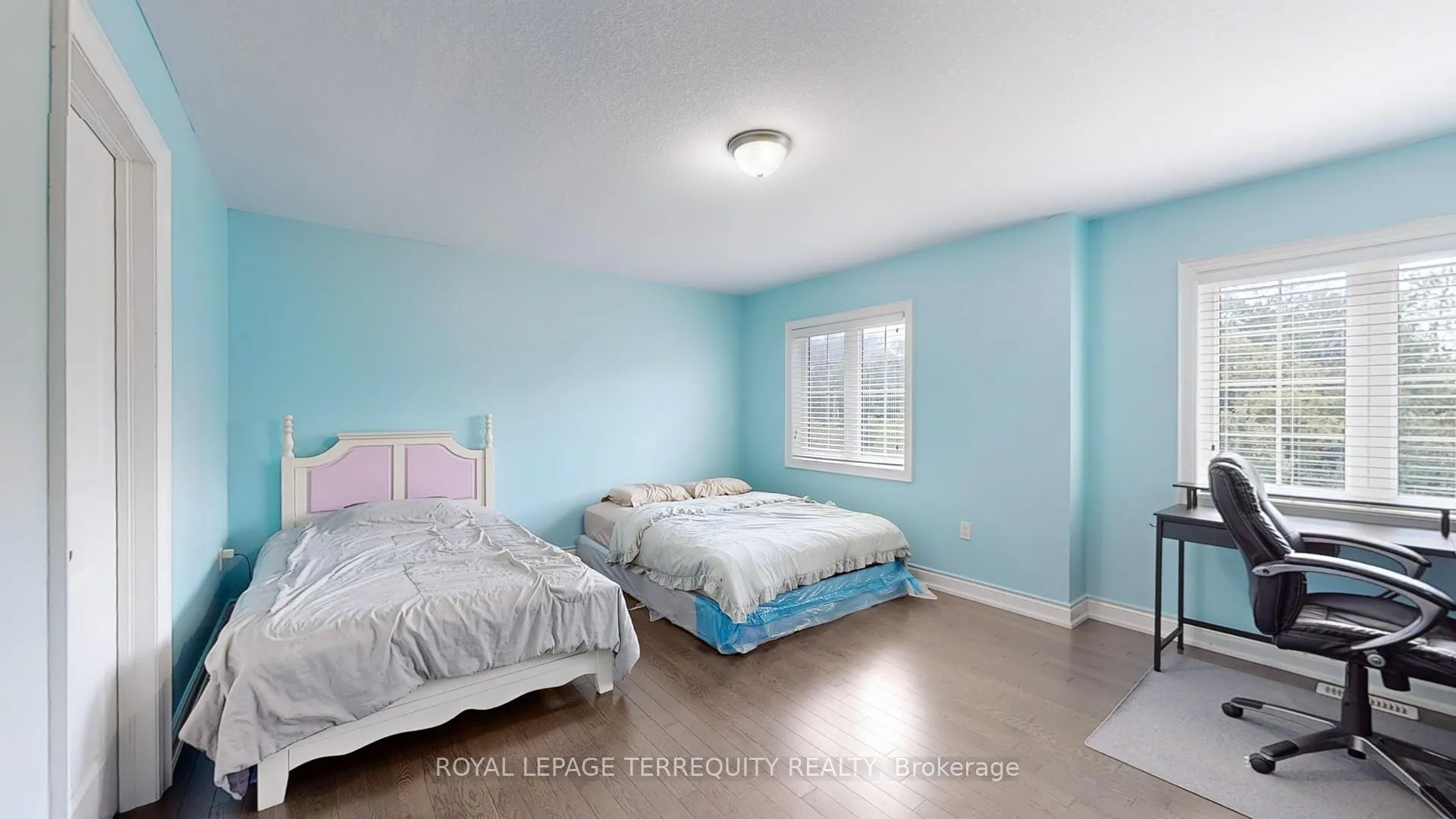 Photo 39 of 28 Richmond Park Drive, Georgina, Keswick North — HOMEH