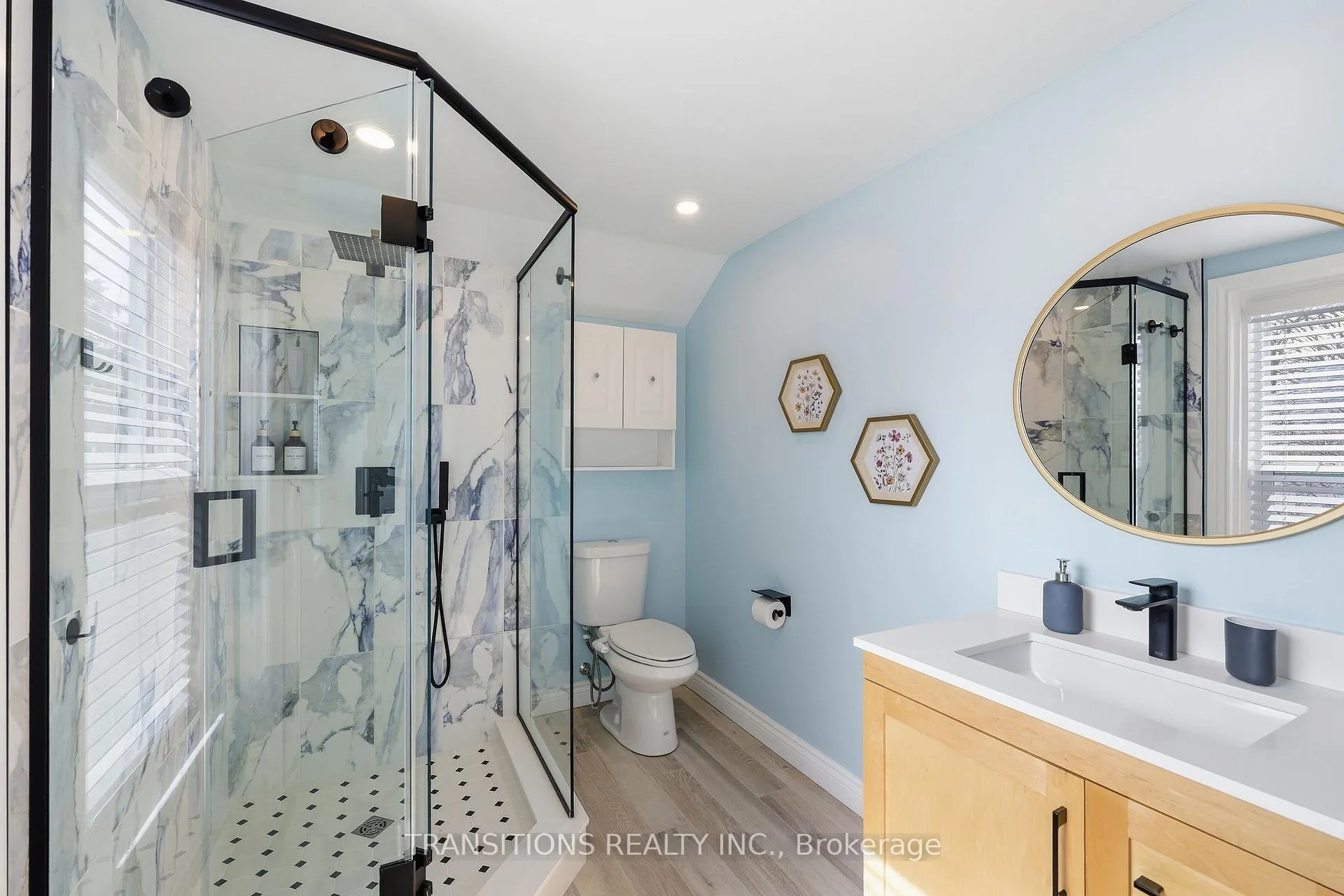 Photo 23 of 270 Charles Street S, Gananoque — HOMEH