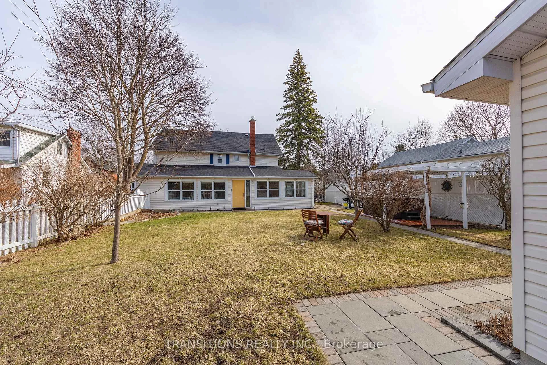 Photo 36 of 270 Charles Street S, Gananoque — HOMEH