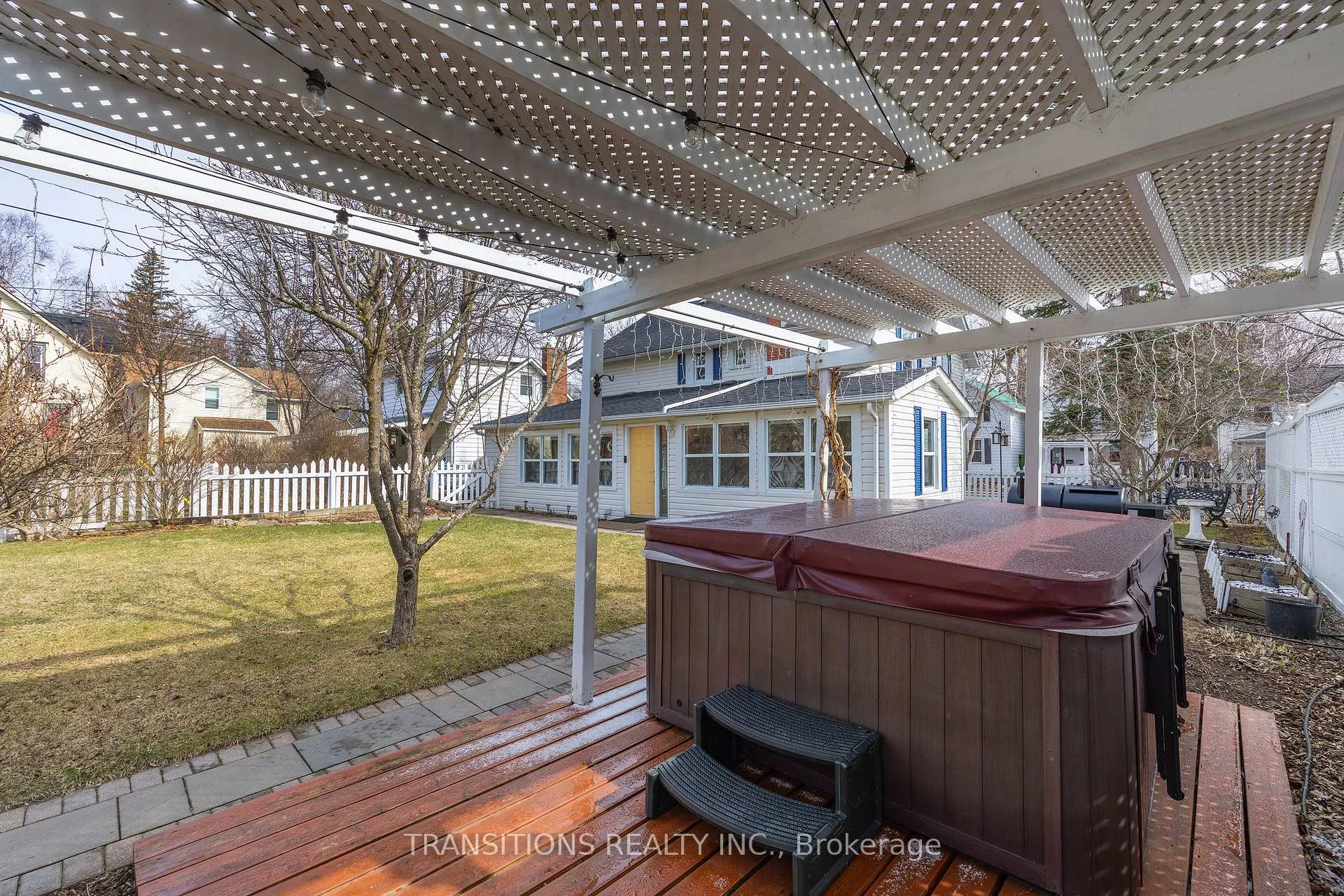 Photo 38 of 270 Charles Street S, Gananoque — HOMEH