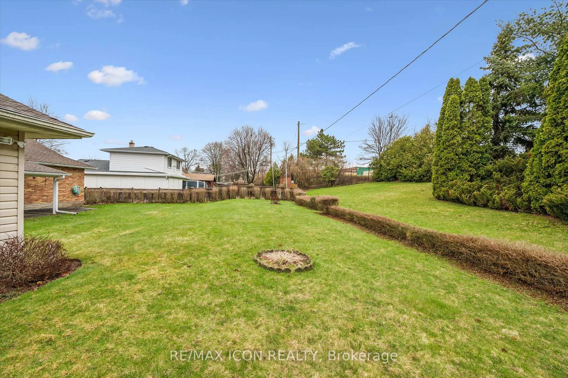 Photo 40 of 543 Philip Crescent, Waterloo — HOMEH