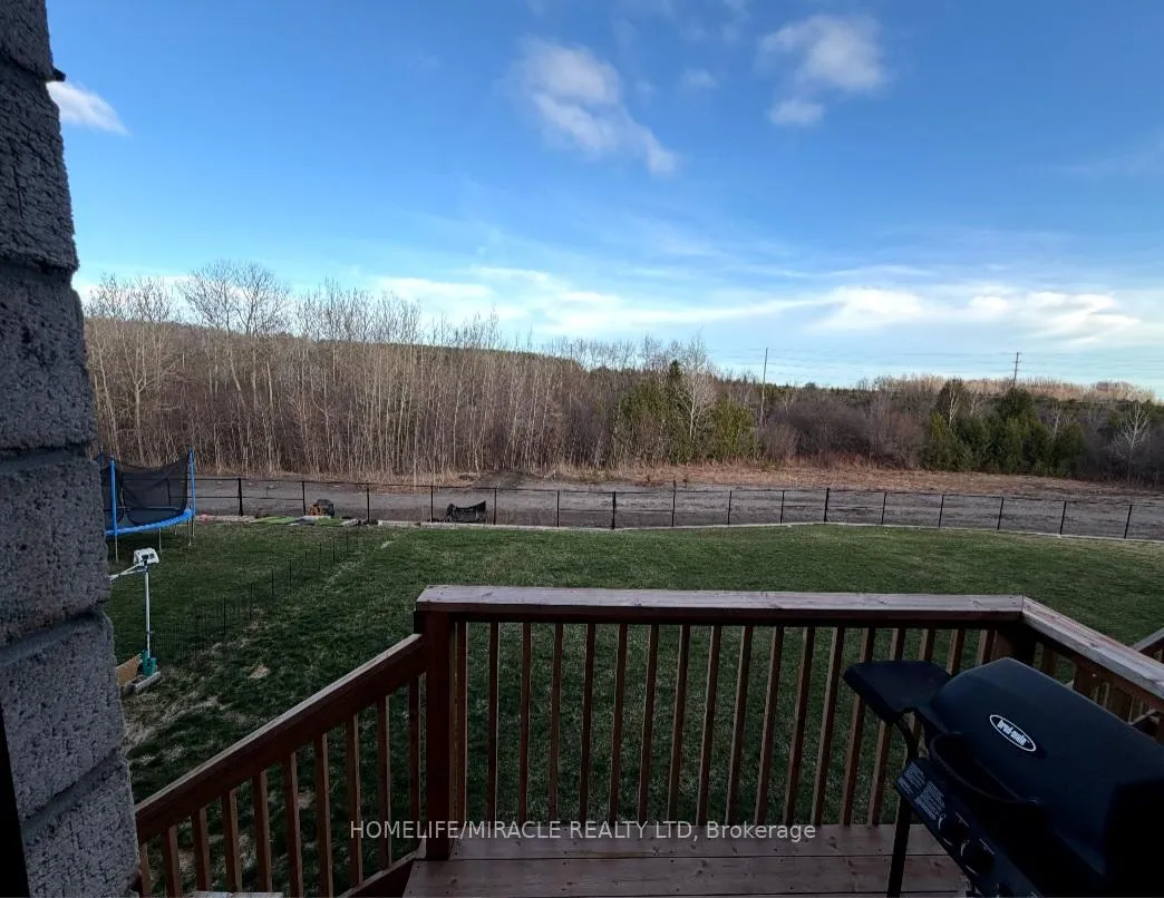 Photo 8 of 464 Trevor Street, Cobourg — HOMEH