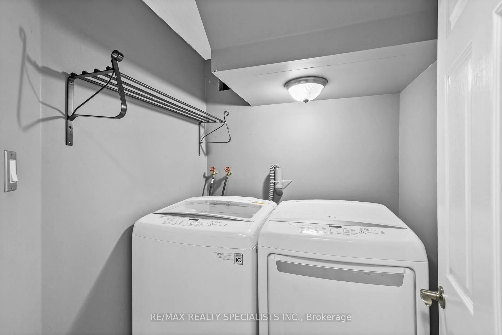 Photo 38 of 4 Gail Street, Cambridge — HOMEH