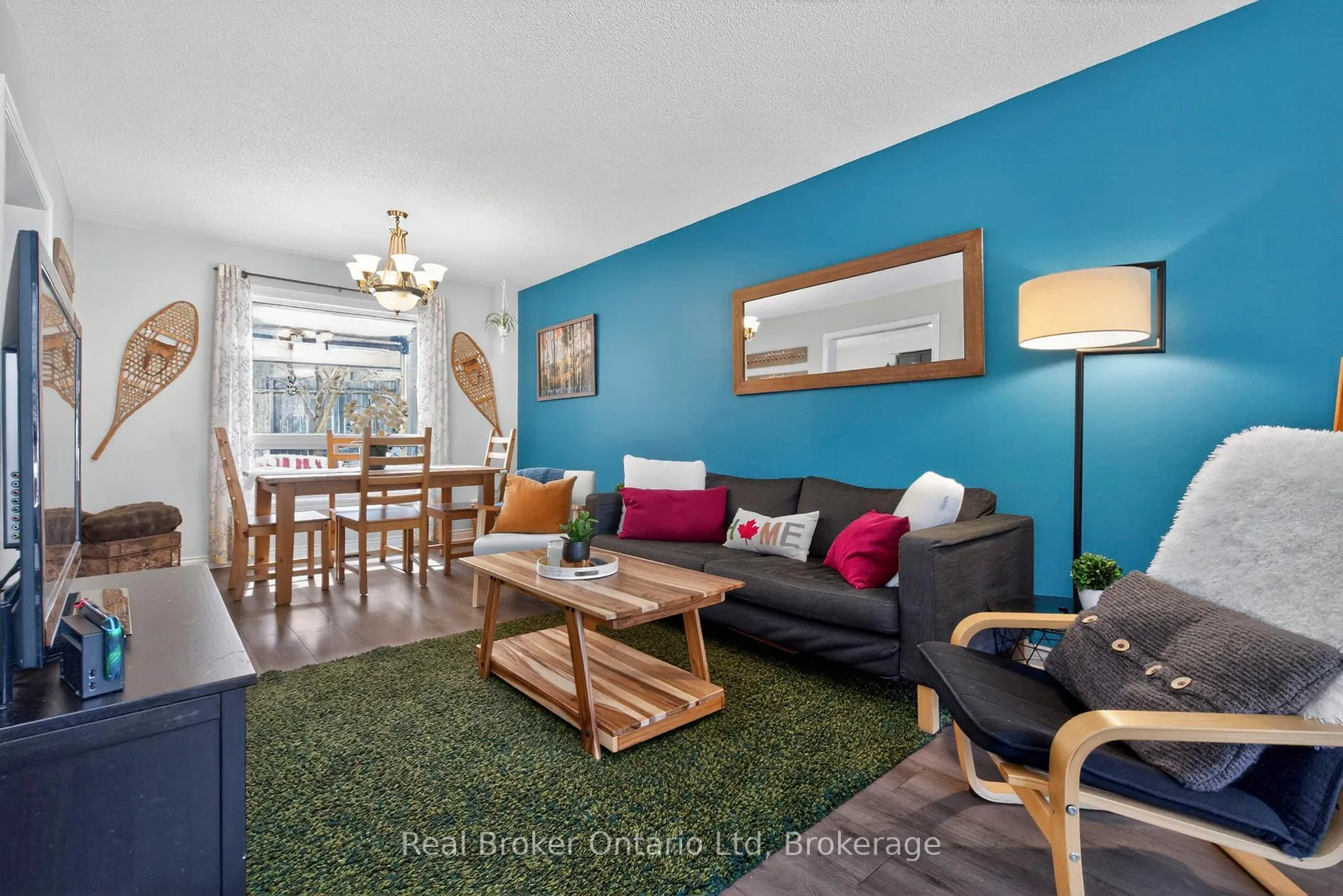 Photo 6 of 1060 Dina Crescent, Midland — HOMEH