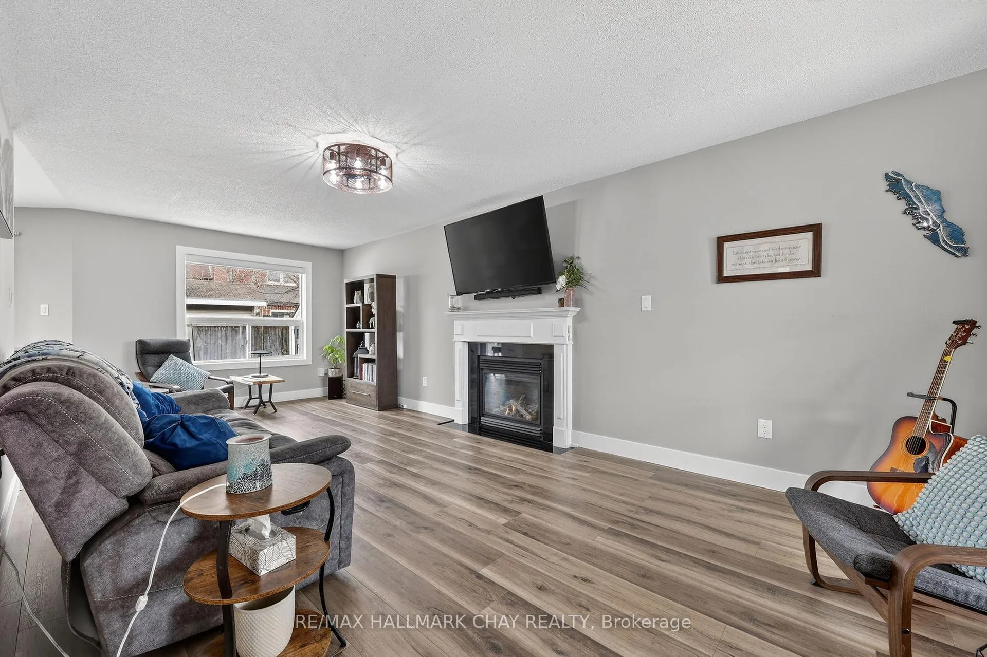 Photo 17 of 44 Sherwood Court, Barrie, Northwest — HOMEH