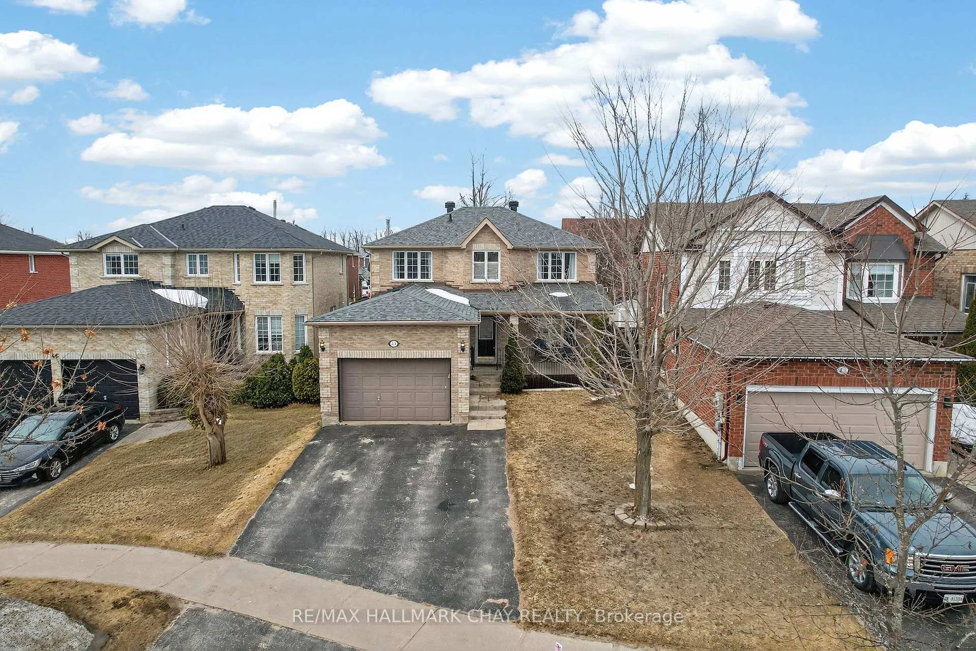 Photo 45 of 44 Sherwood Court, Barrie, Northwest — HOMEH