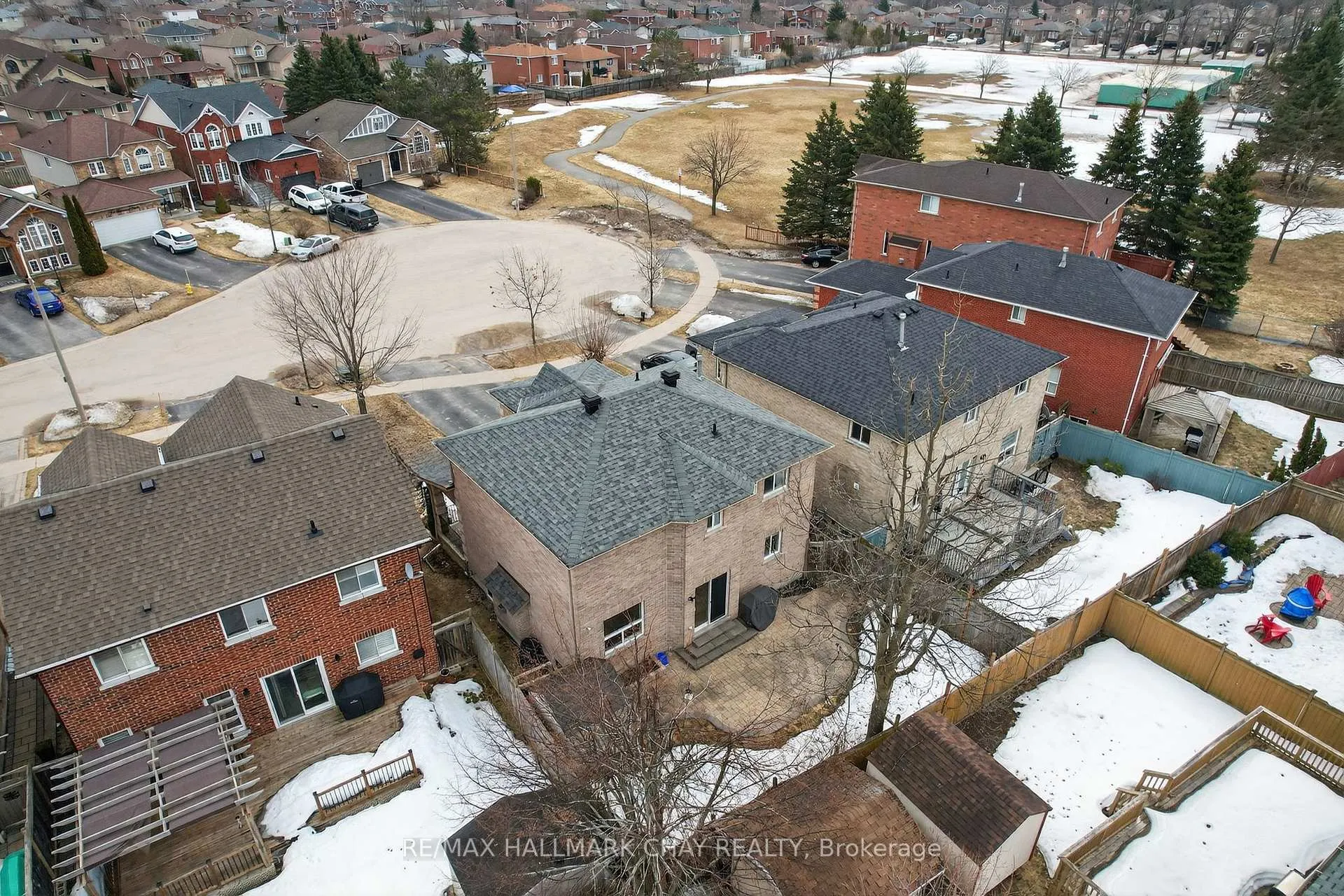 Photo 47 of 44 Sherwood Court, Barrie, Northwest — HOMEH