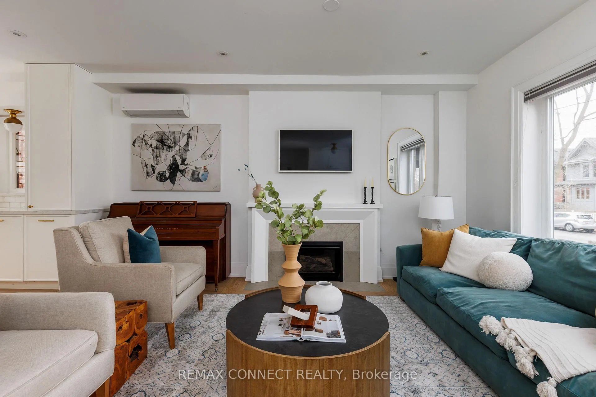 Photo 5 of 20 Fenwick Avenue, Toronto, North Riverdale — HOMEH