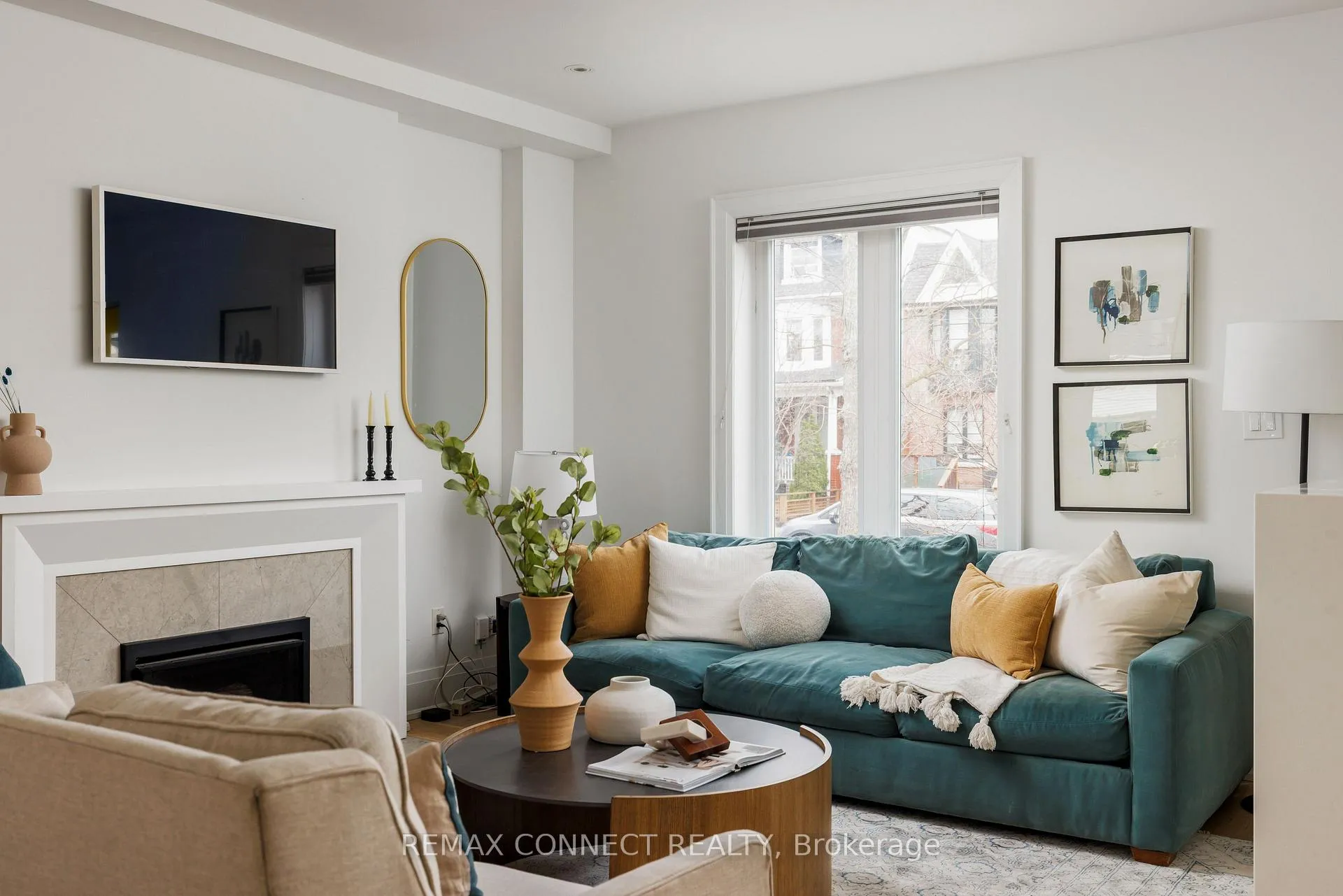 Photo 8 of 20 Fenwick Avenue, Toronto, North Riverdale — HOMEH