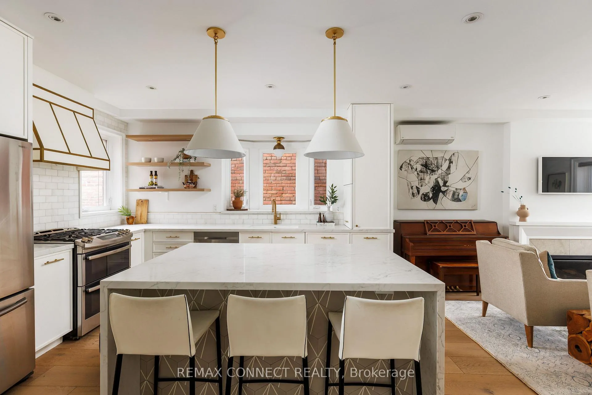 Photo 13 of 20 Fenwick Avenue, Toronto, North Riverdale — HOMEH