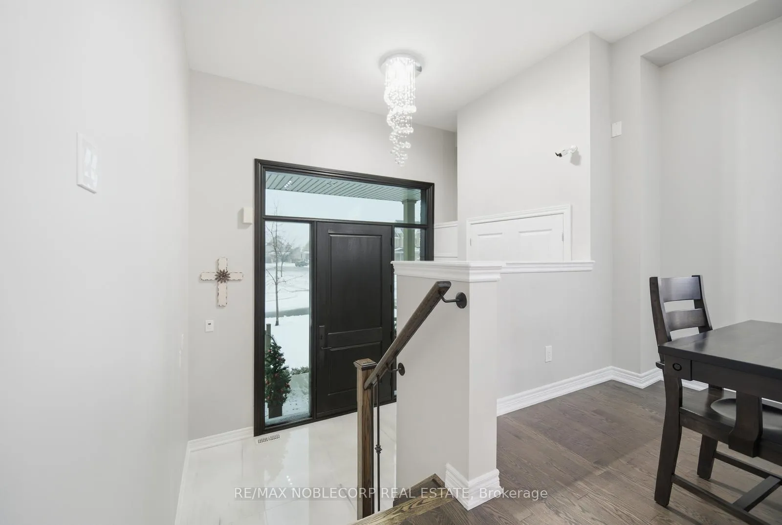 Photo 7 of 40 Pierce Place, New Tecumseth, Tottenham — HOMEH