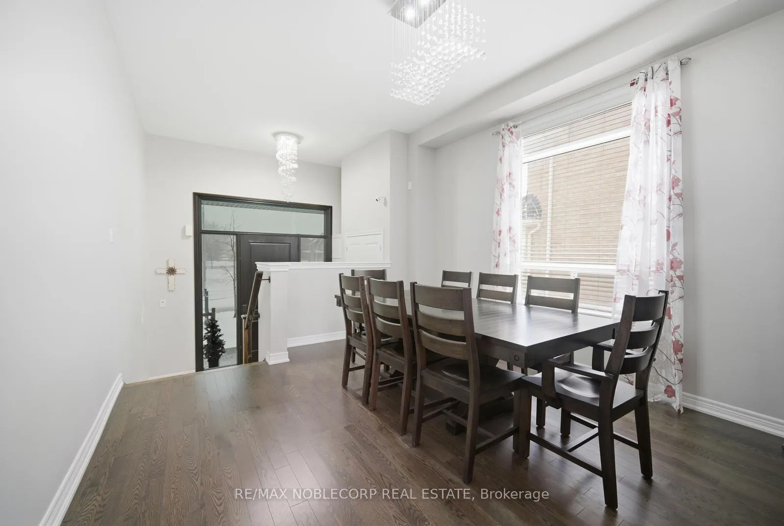 Photo 9 of 40 Pierce Place, New Tecumseth, Tottenham — HOMEH