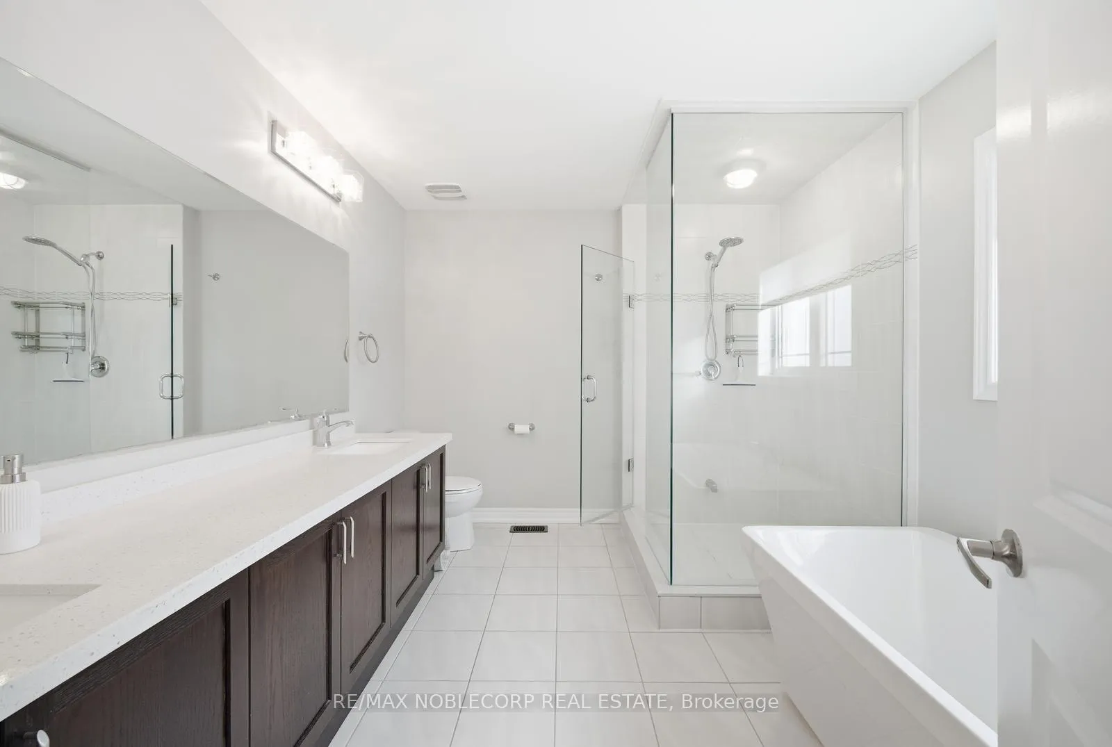 Photo 31 of 40 Pierce Place, New Tecumseth, Tottenham — HOMEH