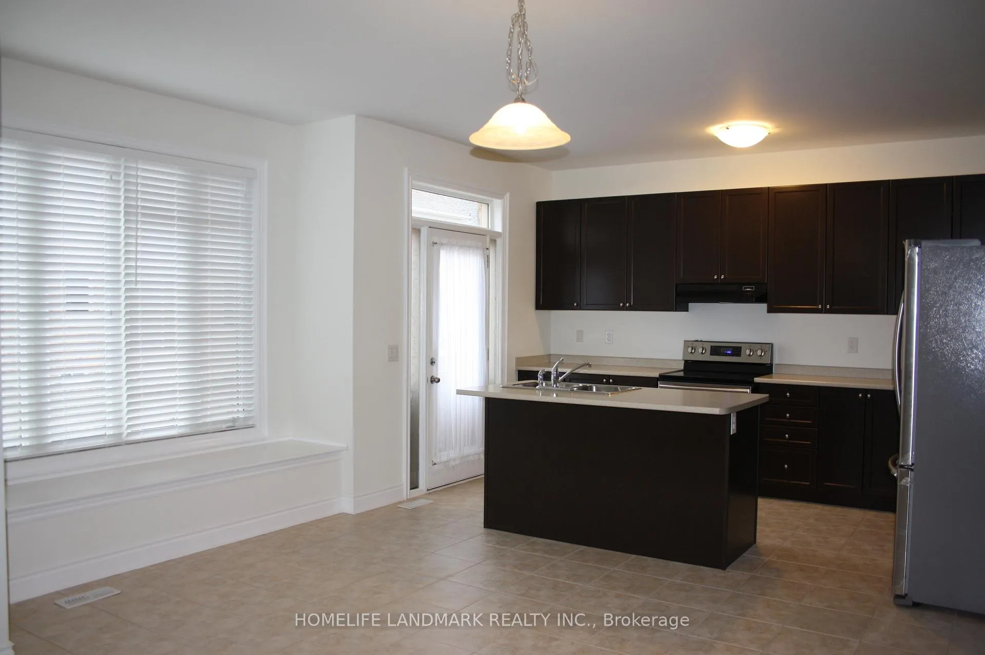 Photo 5 of 87 bear run Road, Brampton, Credit Valley — HOMEH