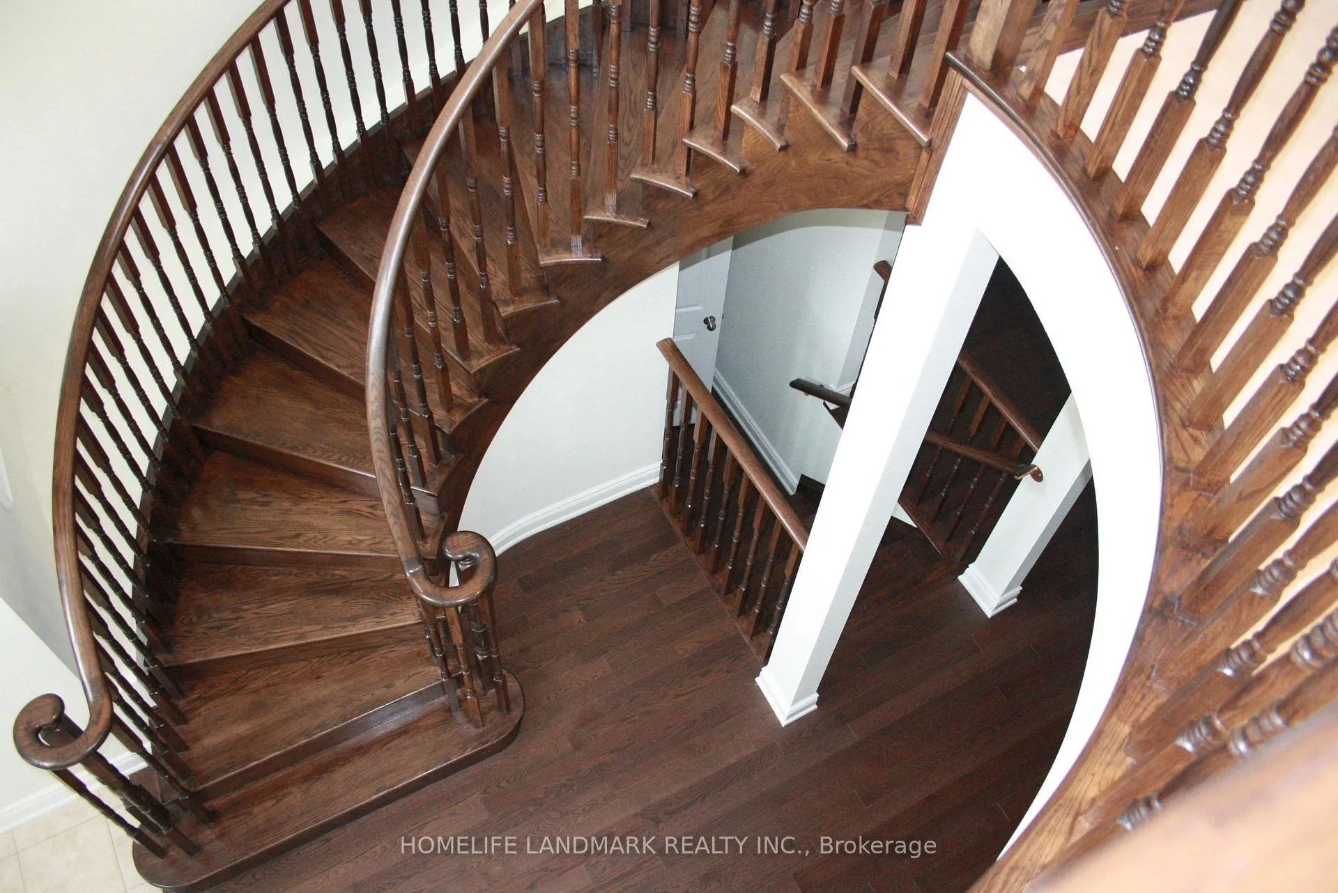 Photo 7 of 87 bear run Road, Brampton, Credit Valley — HOMEH