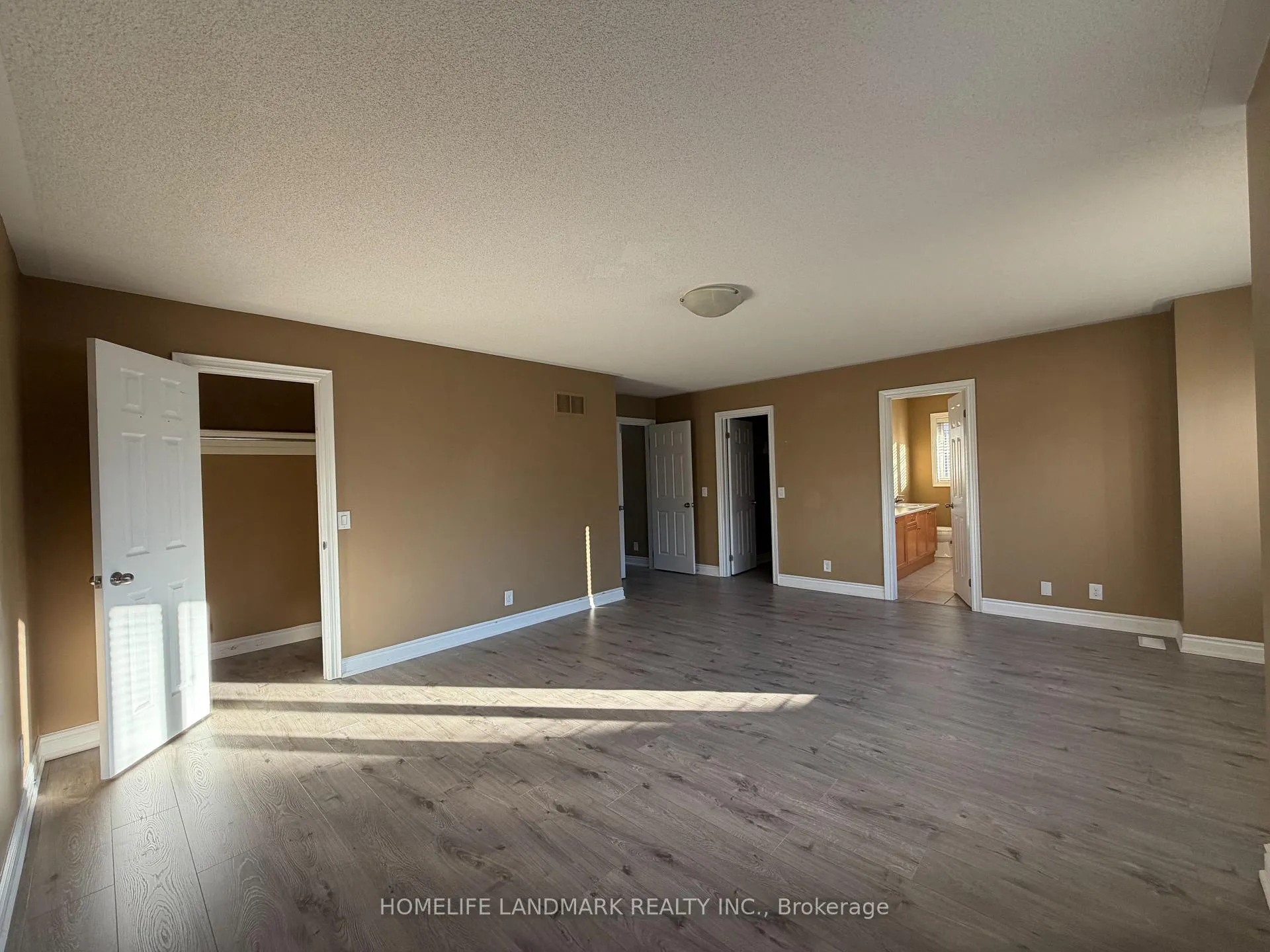Photo 16 of 87 bear run Road, Brampton, Credit Valley — HOMEH