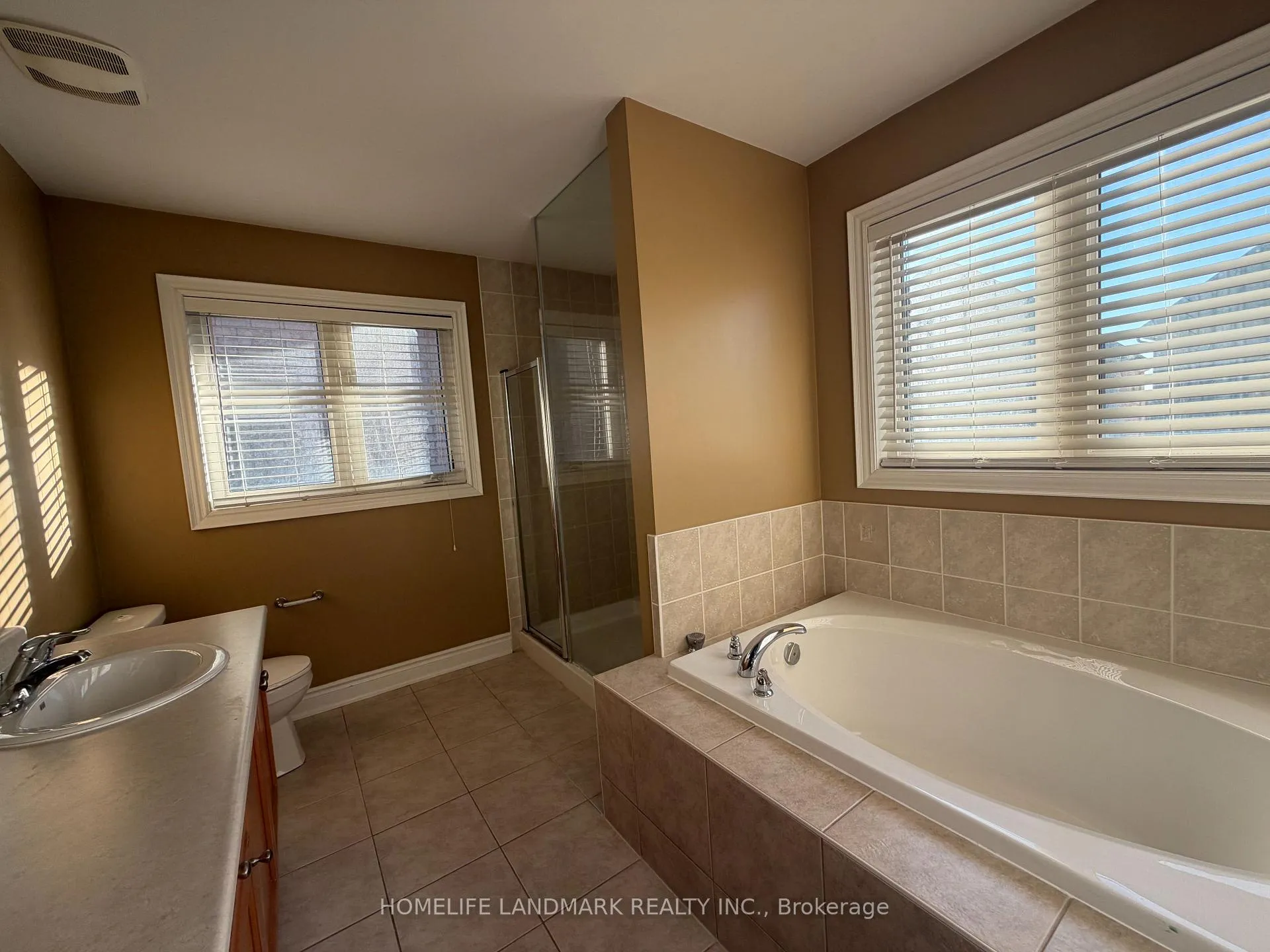 Photo 17 of 87 bear run Road, Brampton, Credit Valley — HOMEH