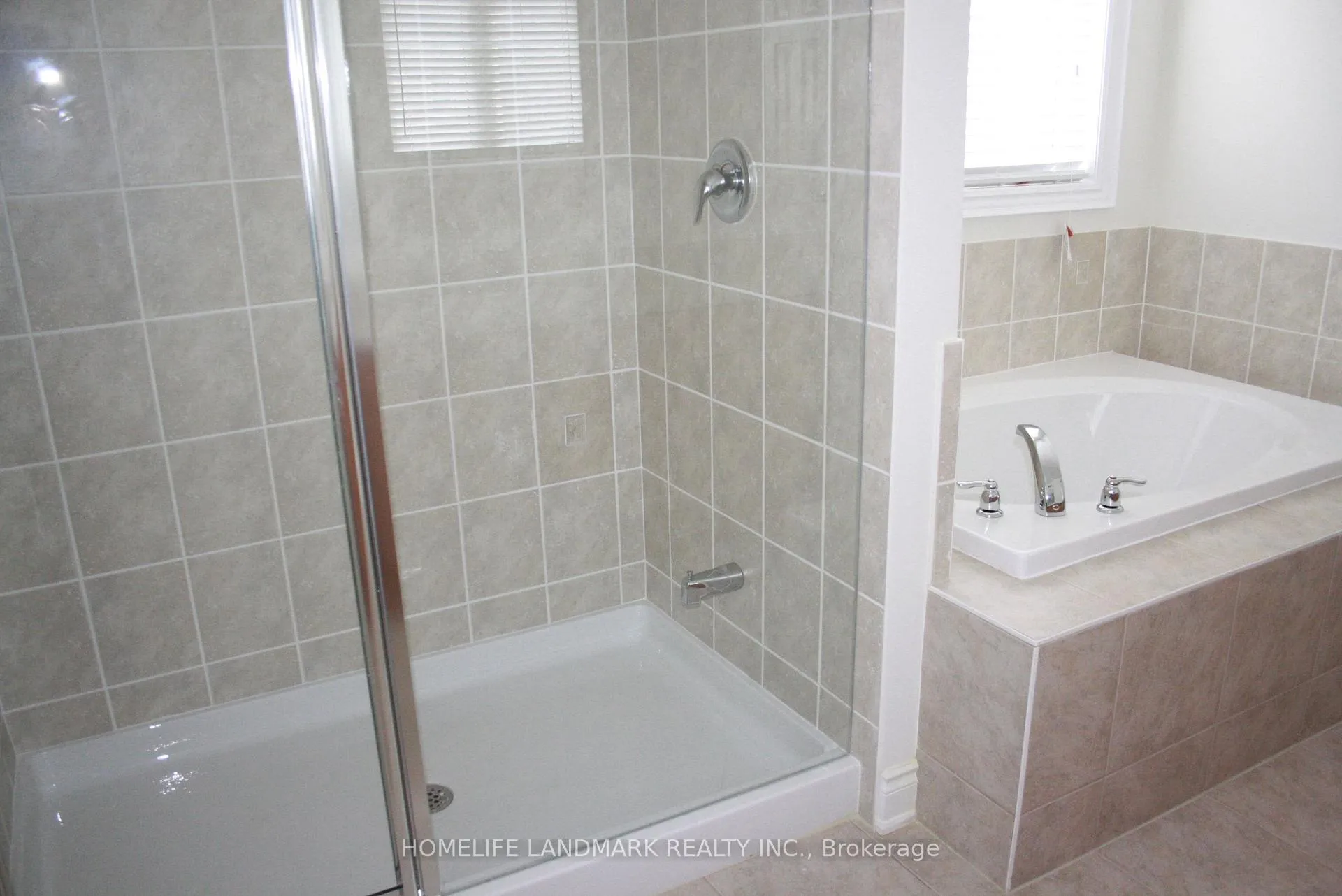 Photo 18 of 87 bear run Road, Brampton, Credit Valley — HOMEH